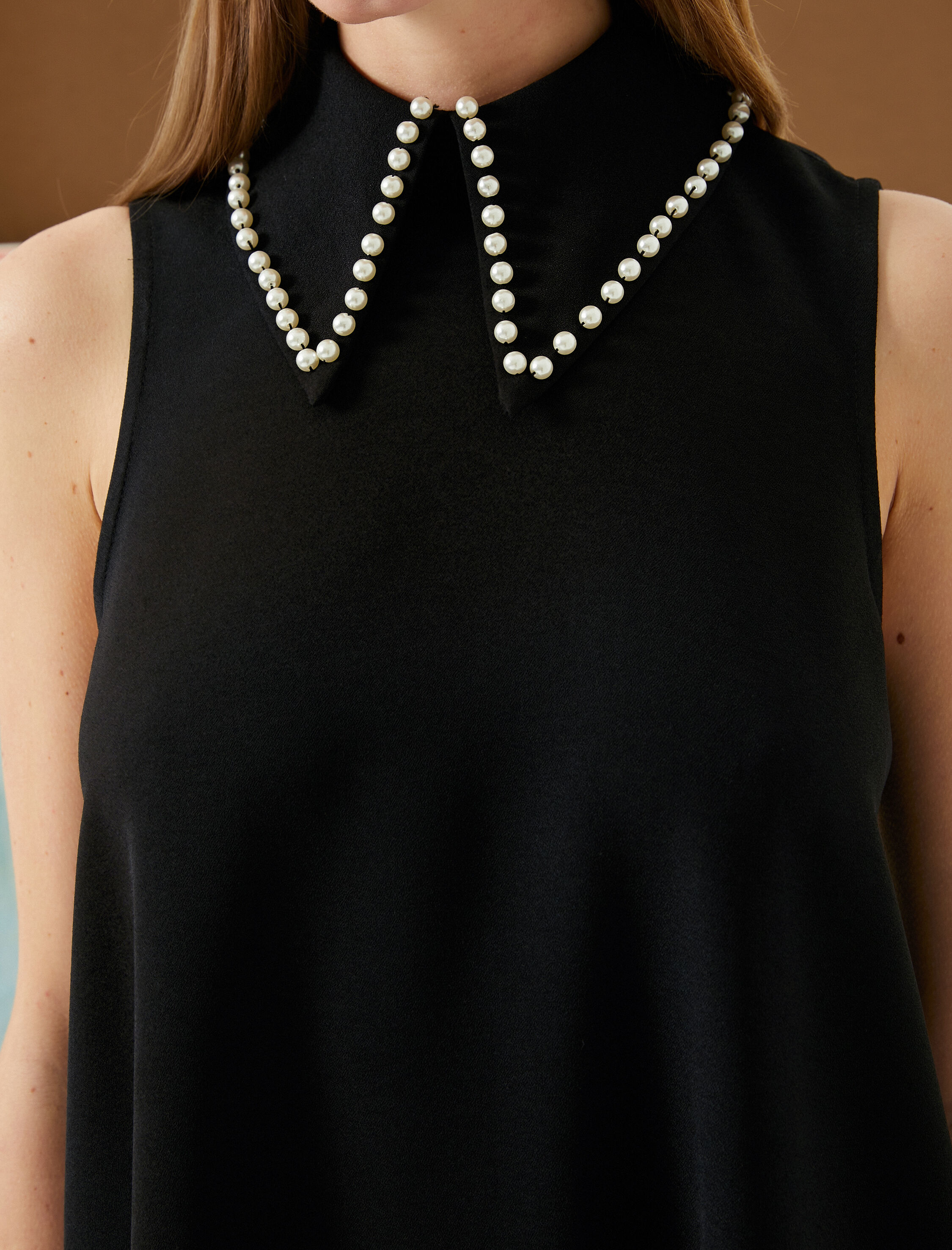   Kolsuz Mini Elbise A Kesim Gömlek Yaka Boncuk Detaylı