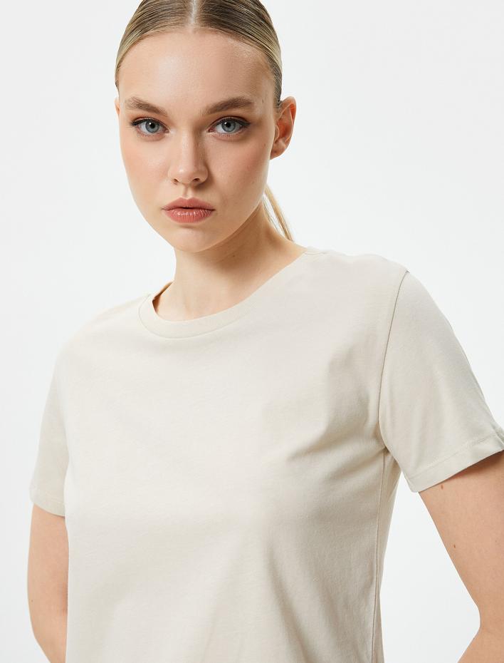  Basic Tişört Bisiklet Yaka Kısa Kollu Pamuklu