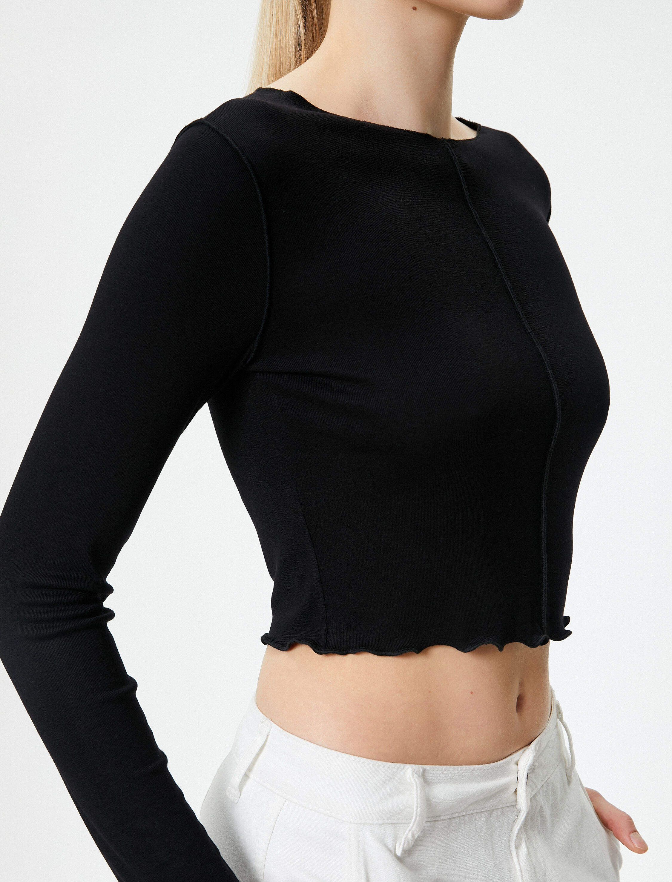   Uzun Kollu Crop Tişört Viskoz Kumaş Bisiklet Yaka Dikiş Detaylı