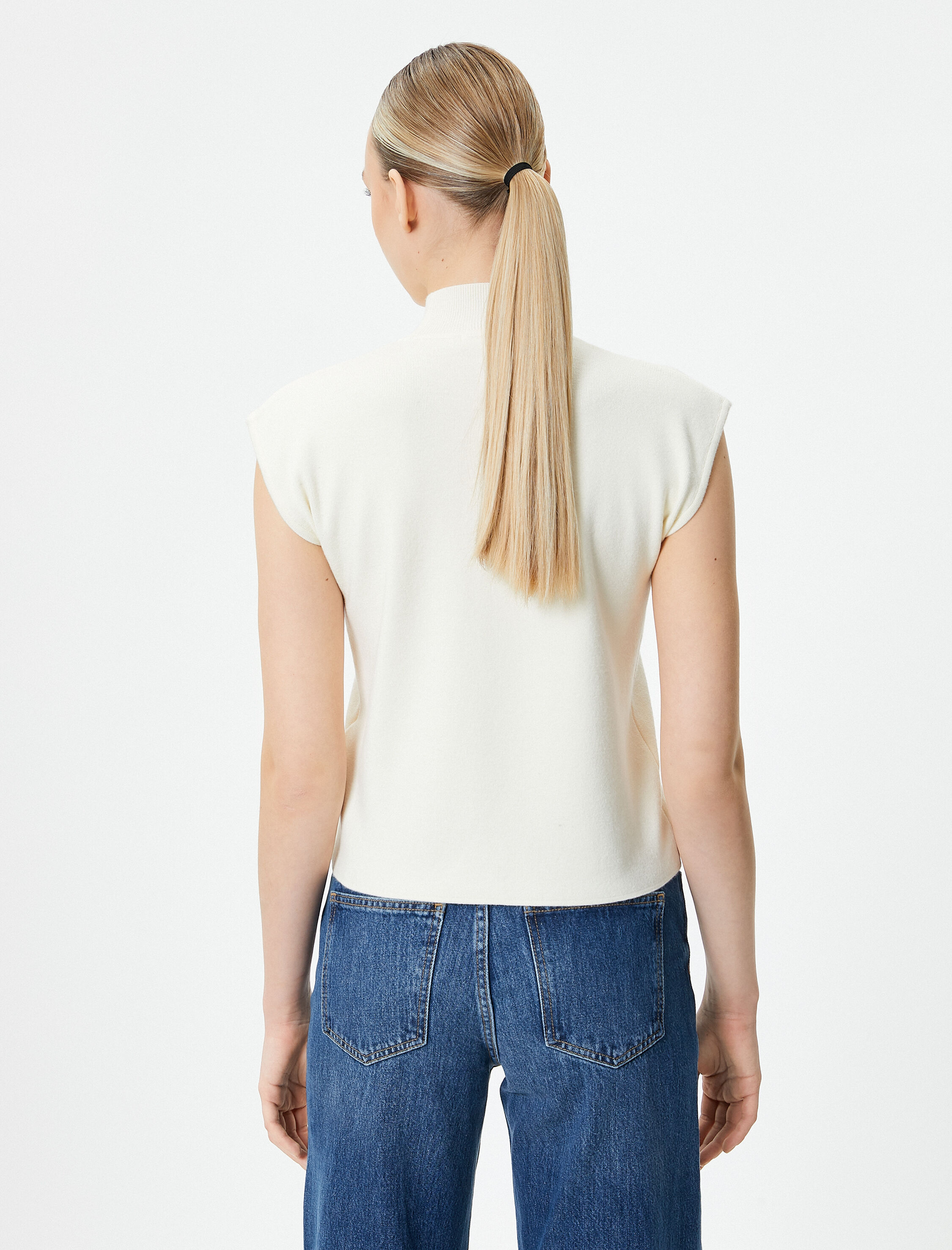   Balıkçı Yaka Triko Üst Kolsuz