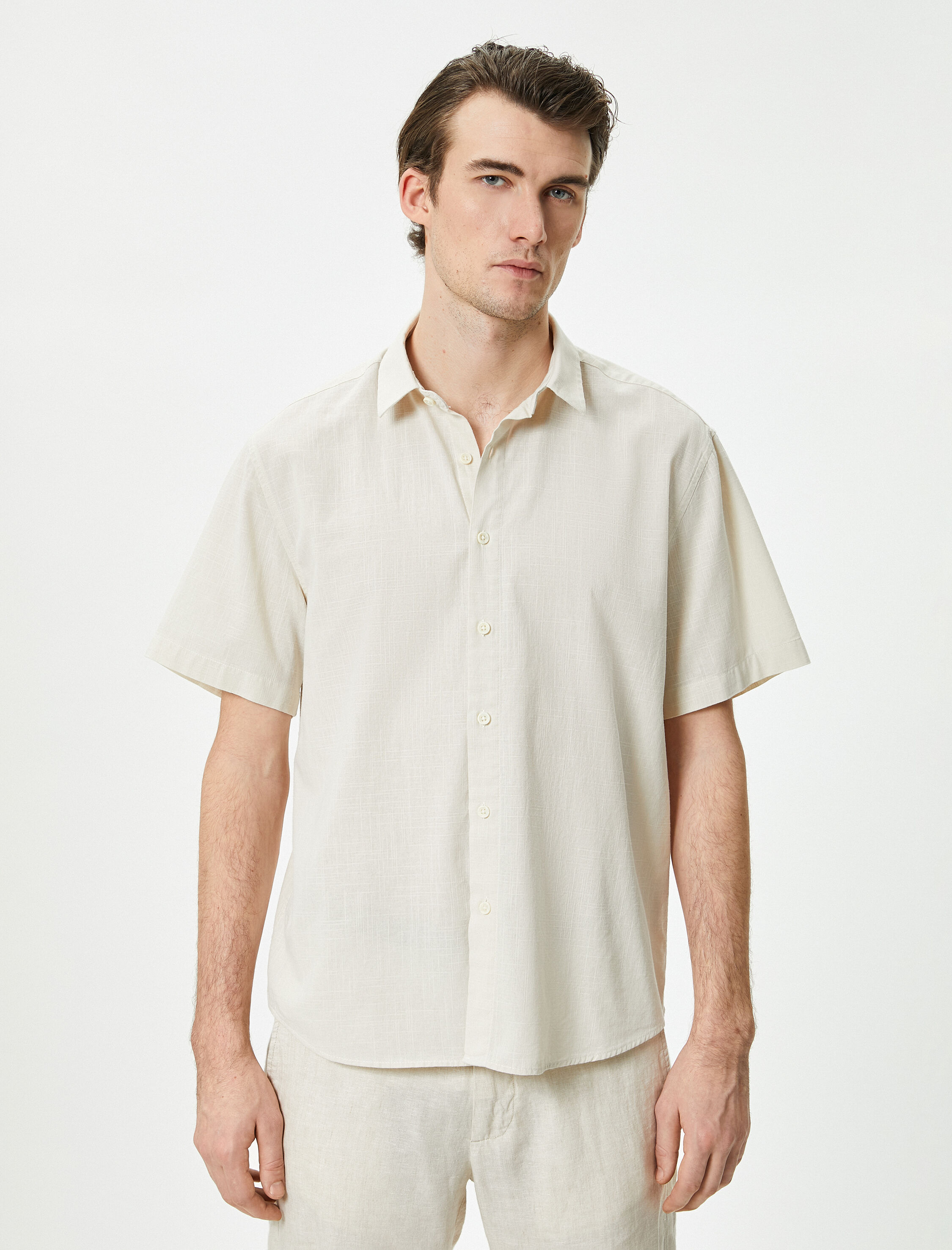   Yazlık Gömlek Kısa Kollu Klasik Yaka Düğmeli Regular Fit