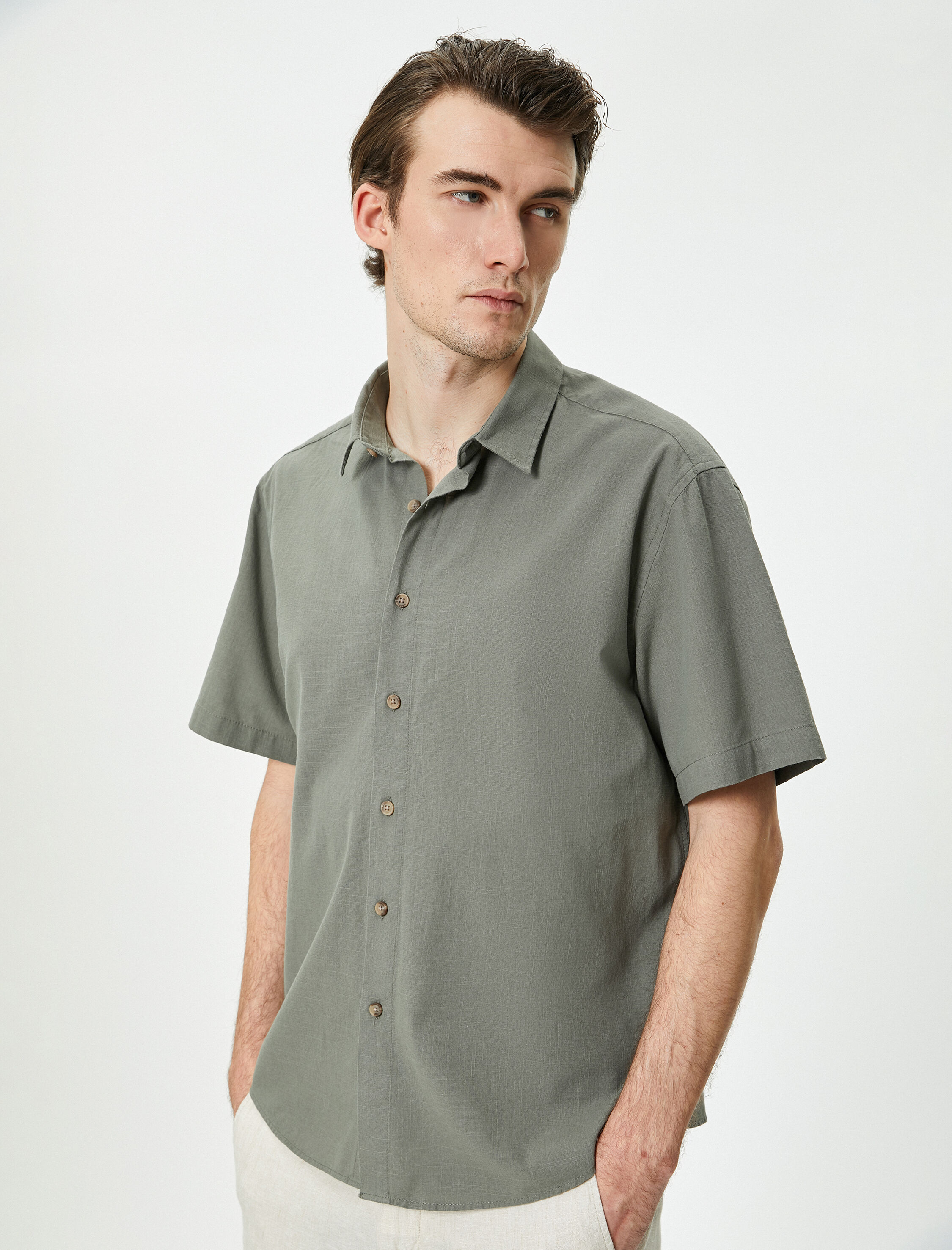   Yazlık Gömlek Kısa Kollu Klasik Yaka Düğmeli Regular Fit