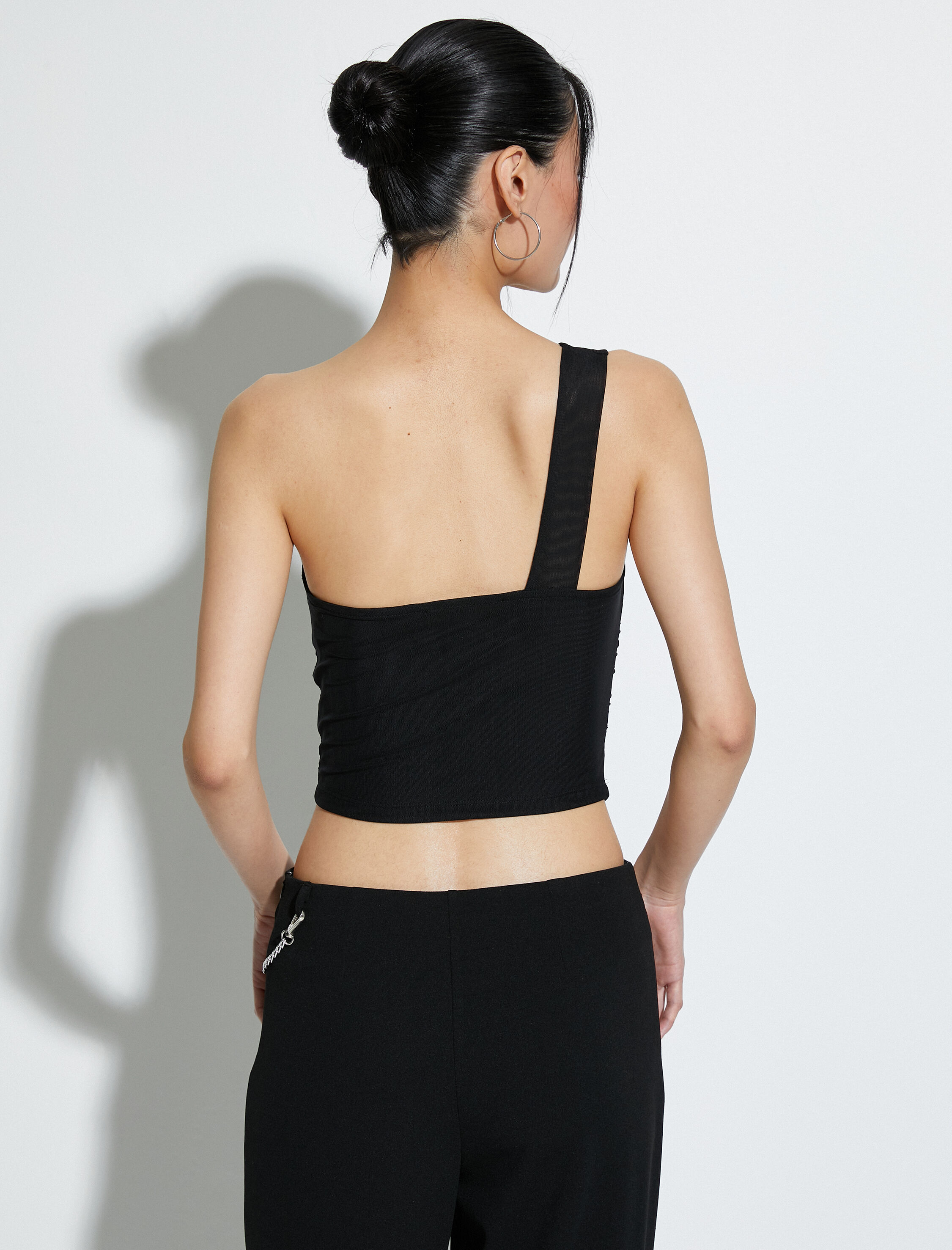   Tek Omuz Crop Üst Tül Detaylı Drapeli