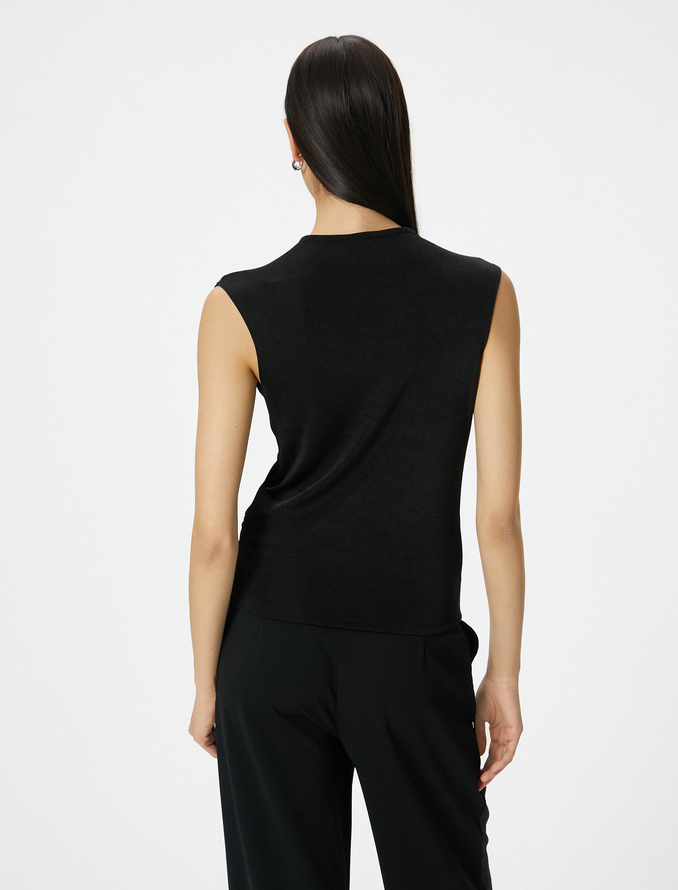   Drapeli Bluz V Yaka Kolsuz