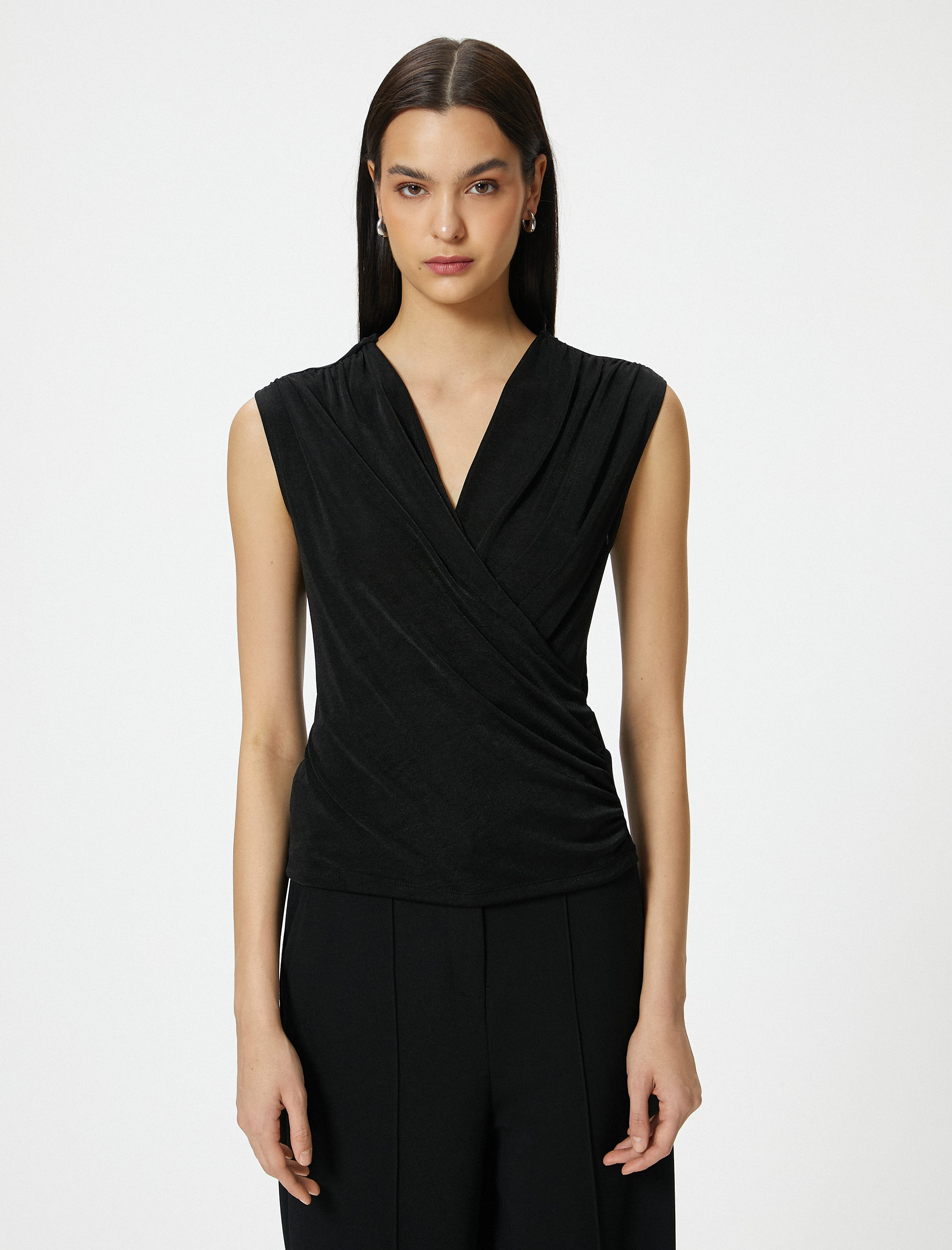   Drapeli Bluz V Yaka Kolsuz