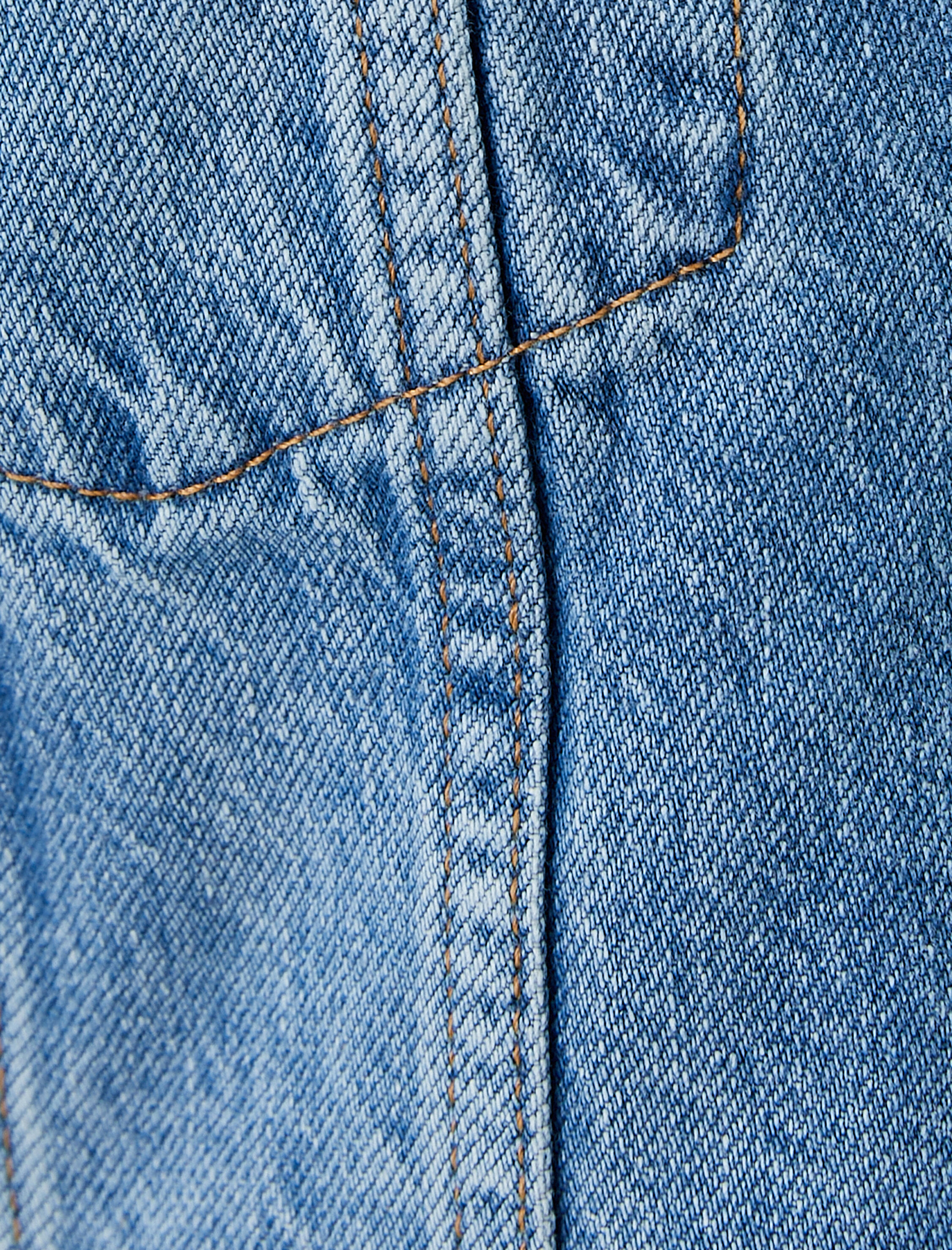   Kısa Kot Ceket Yıpratılmış Detaylı Kapaklı Cepli Pamuklu