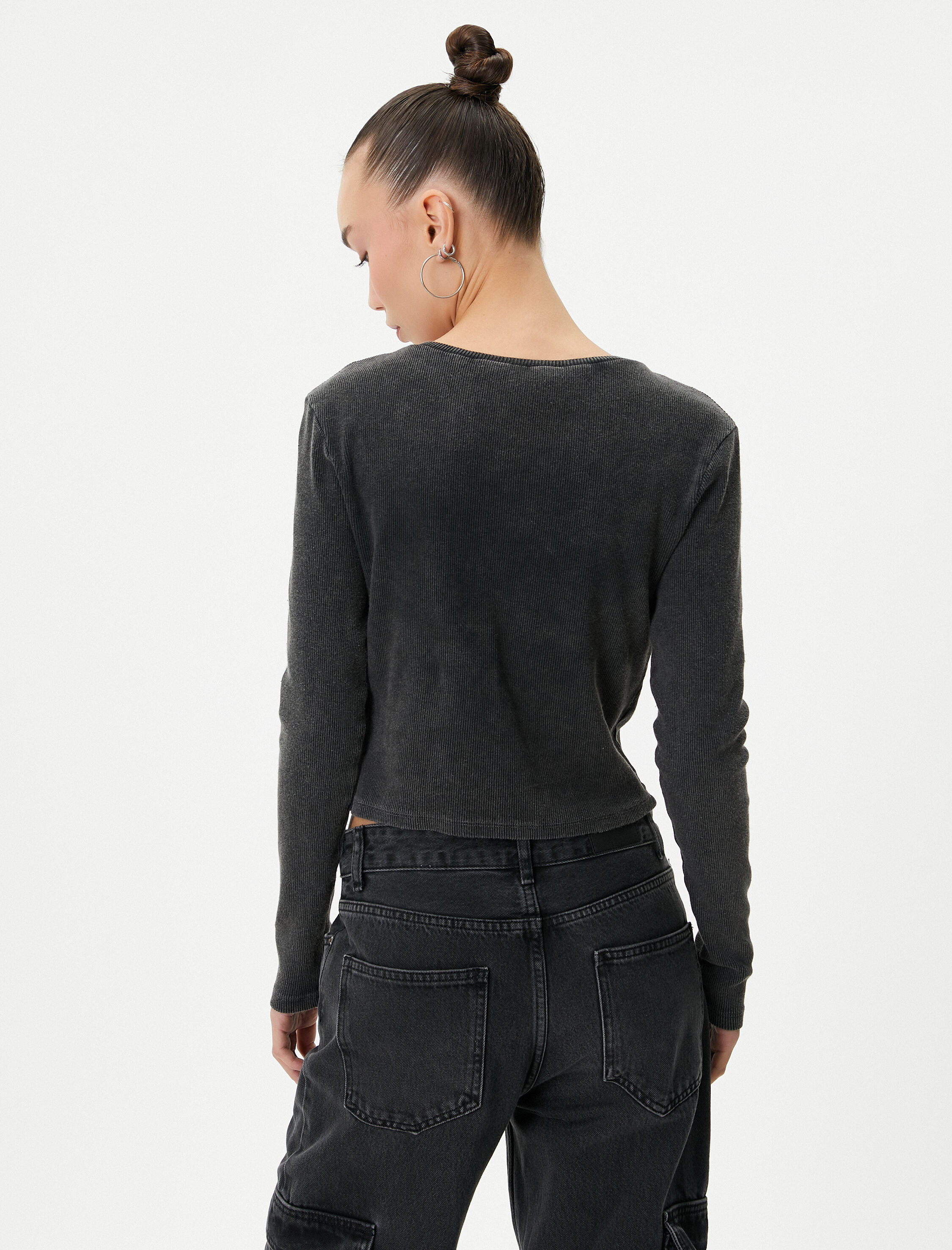   Uzun Kollu Tişört U Yaka Ribanalı Soluk Efektli Pamuklu