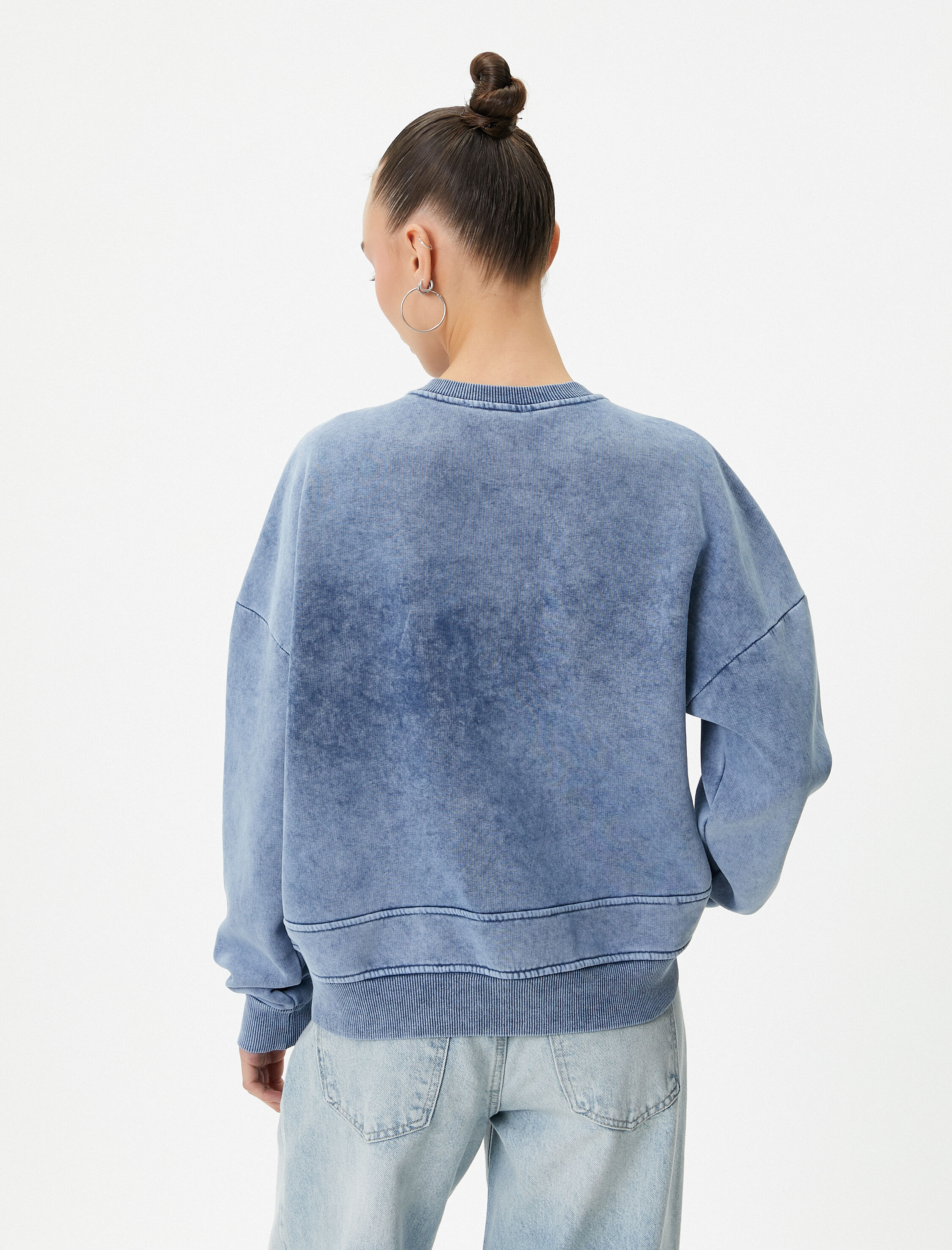   Şardonlu Sweatshirt Uzun Kollu Bisiklet Yaka Nervür Detaylı Rahat Kalıp