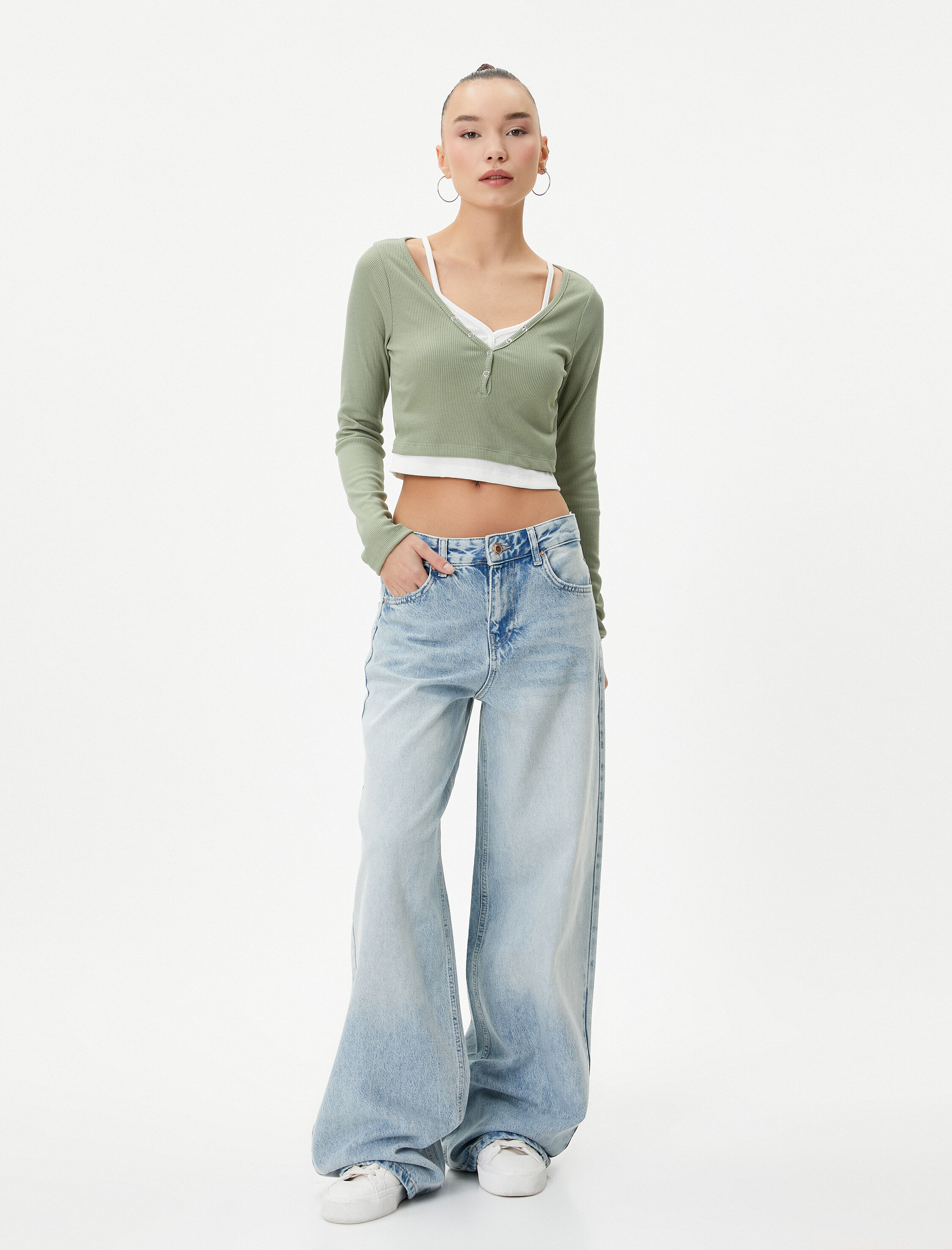   Katlı Crop Tişört Çift Yaka Renk Kontrastlı Uzun Kollu Ribanalı