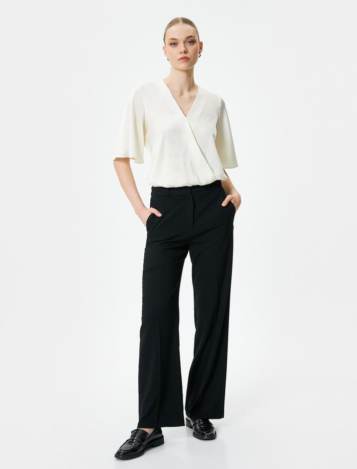  Kruvaze Bluz V Yaka Kısa Kollu