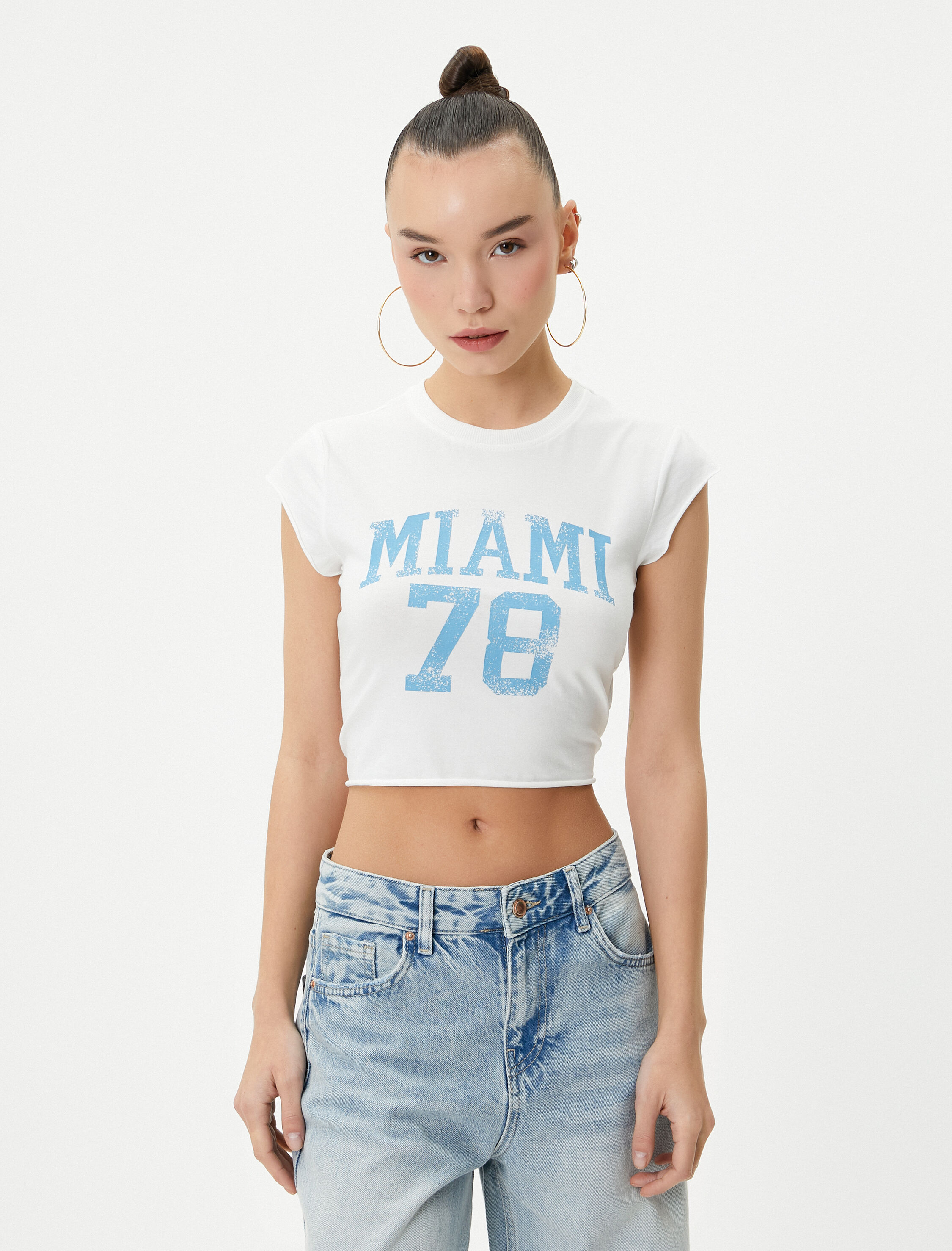   Kolej Crop Tişört Kısa Kollu Bisiklet Yaka Pamuklu