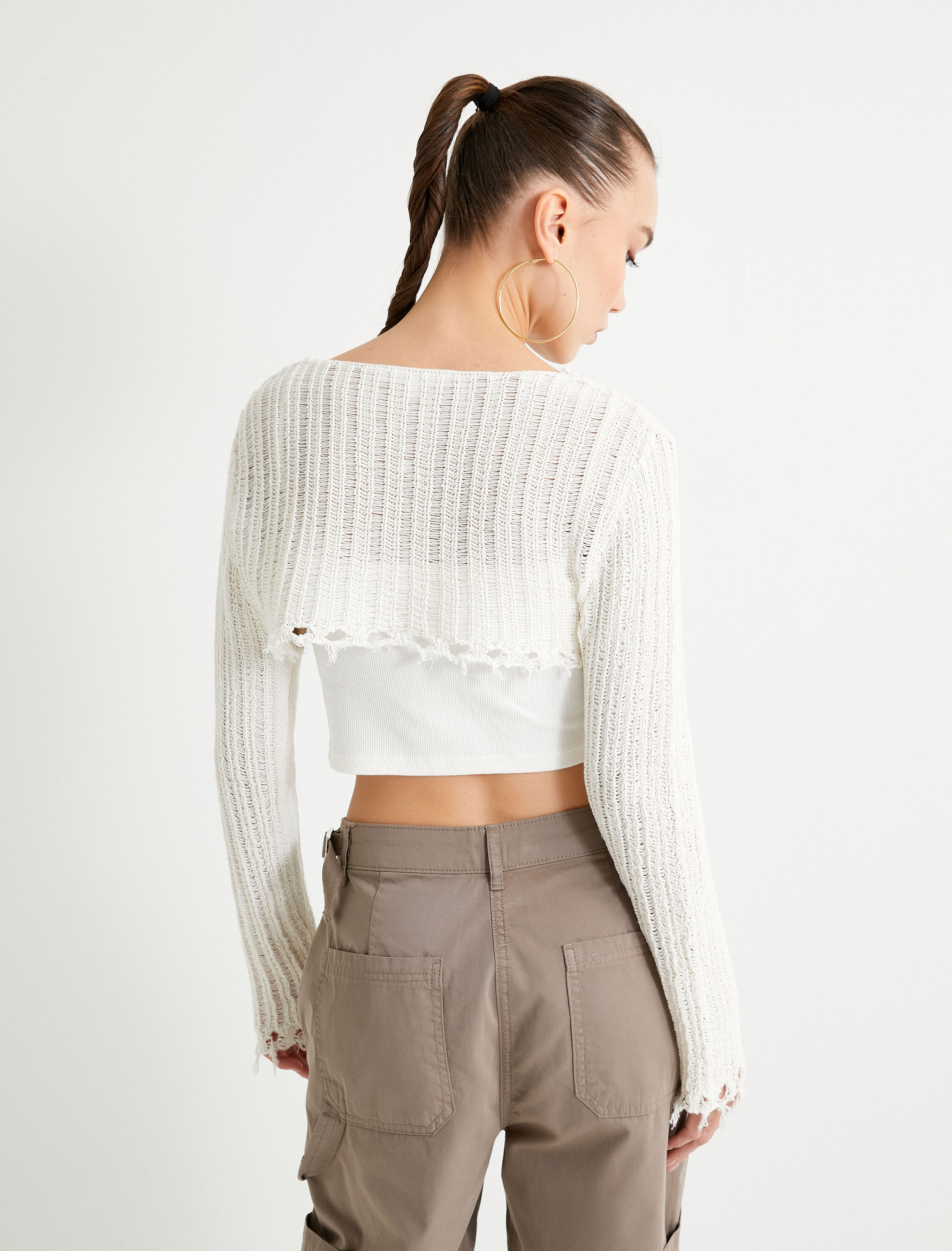   Yıpratılmış Ajurlu Crop Kazak Uzun Kollu Yuvarlak Yaka