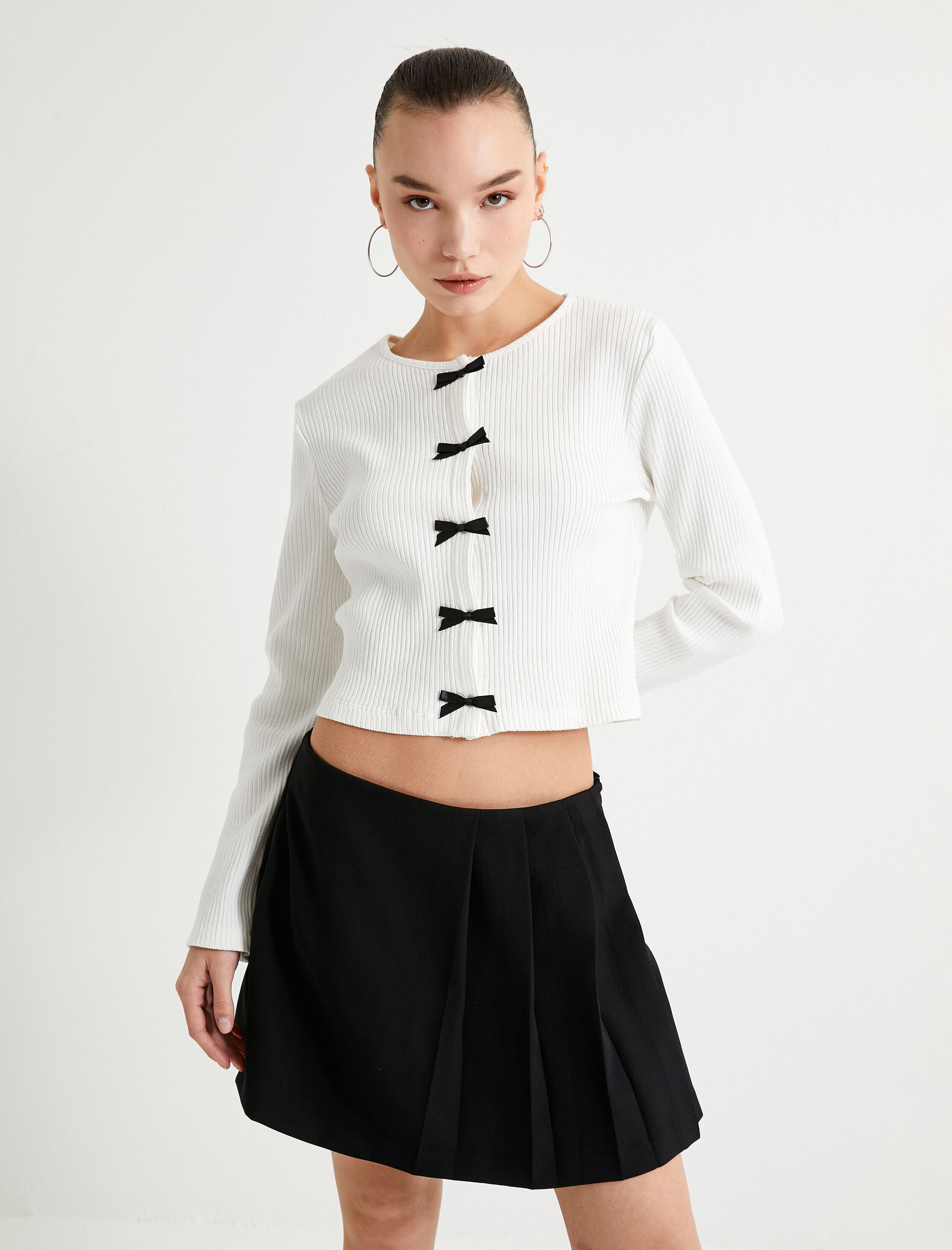   Fiyonk Detaylı Hırka Uzun Kollu Yuvarlak Yaka Slim Fit Pamuklu