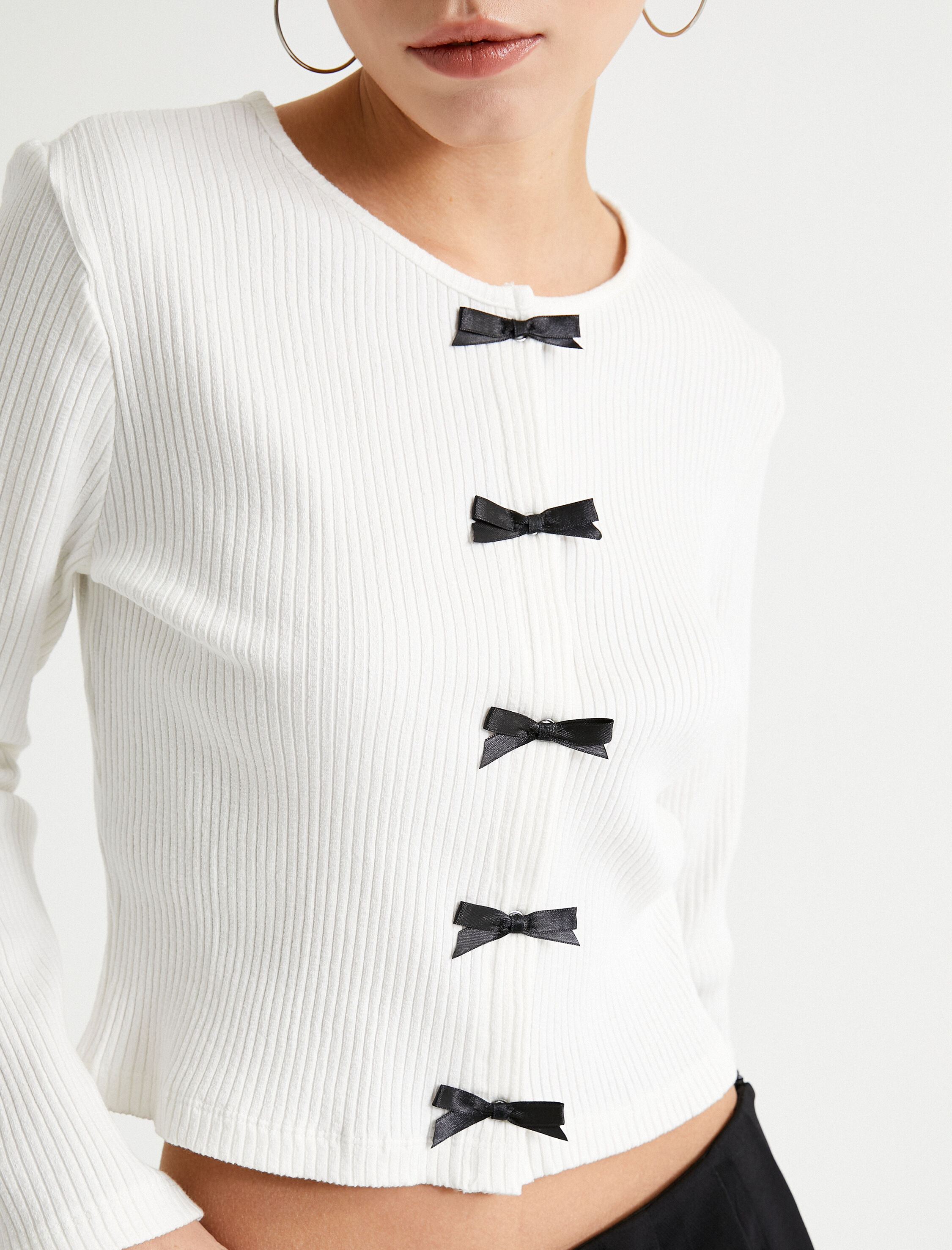   Fiyonk Detaylı Hırka Uzun Kollu Yuvarlak Yaka Slim Fit Pamuklu