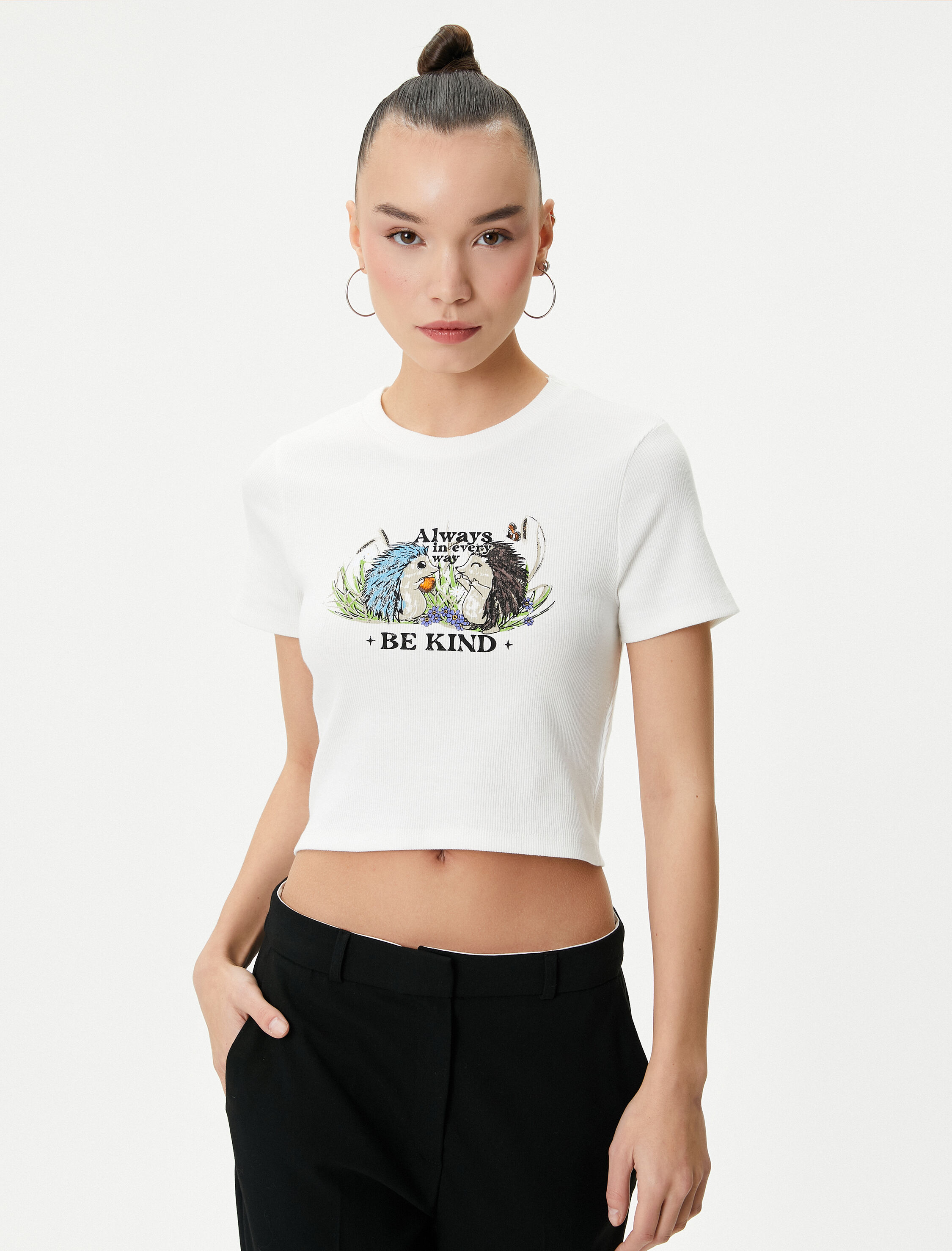   Baskılı Crop Tişört Kısa Kollu Bisiklet Yaka Pamuklu Slim Fit Ribanalı