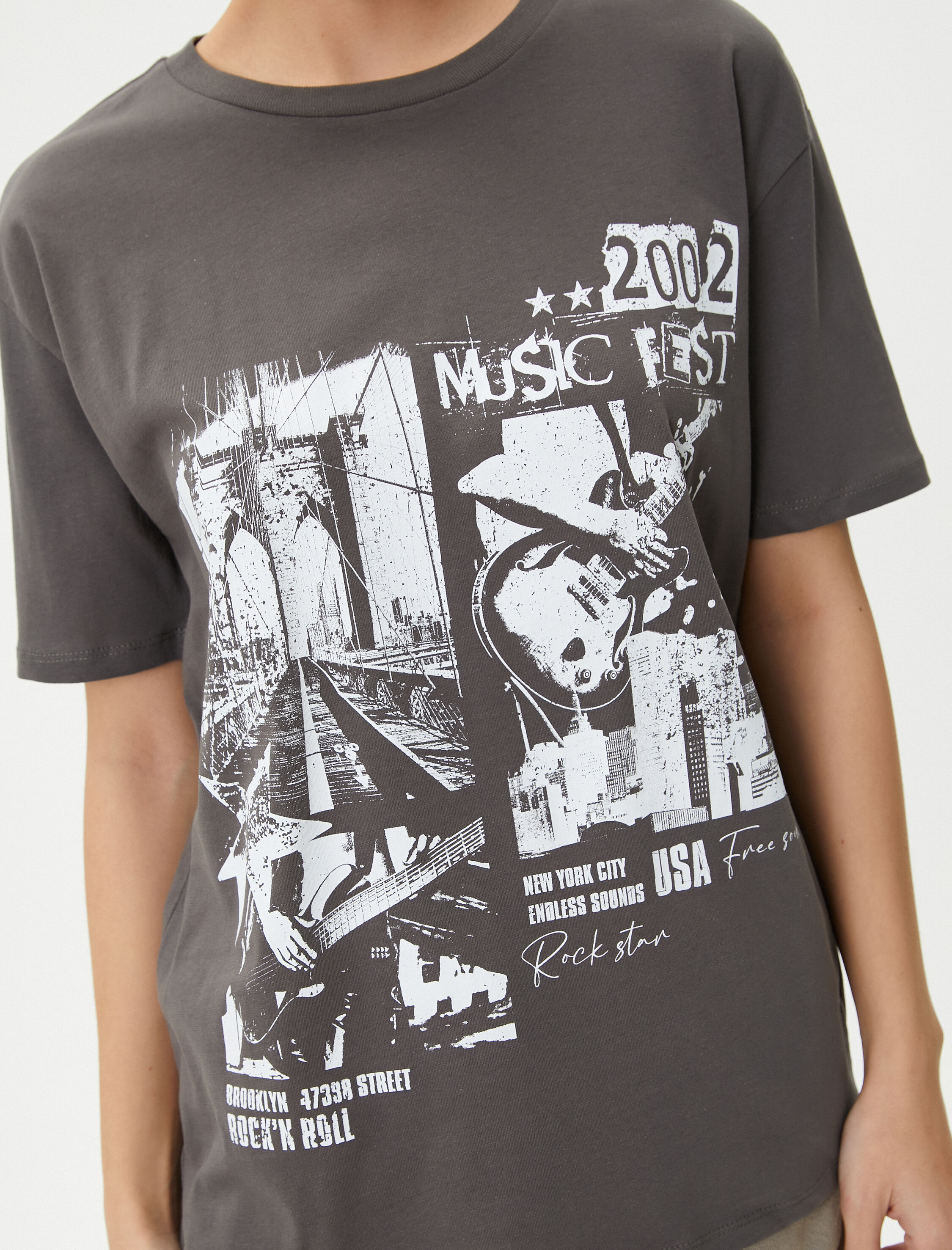   Baskılı Tişört Kısa Kollu Bisiklet Yaka Rahat Kalıp Pamuklu