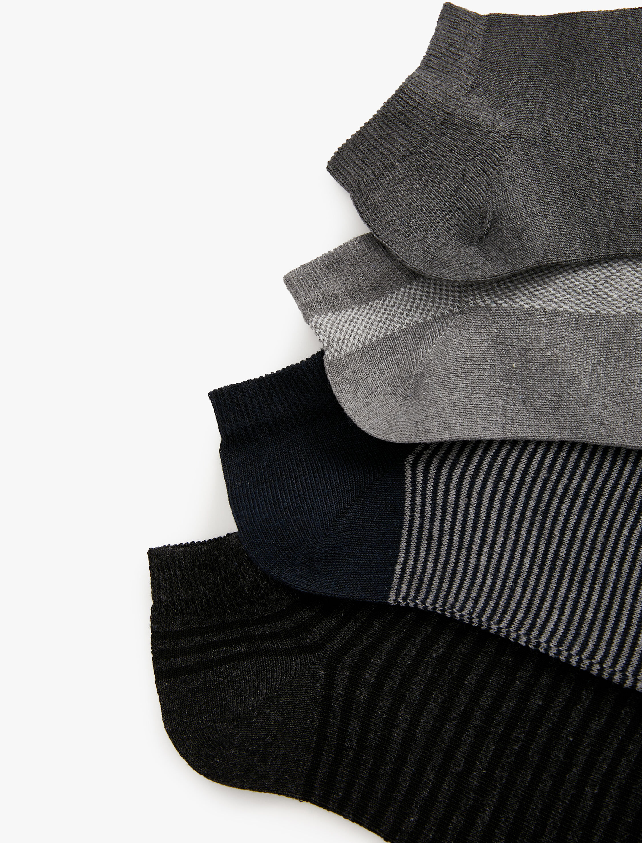  Erkek 4'lü Patik Çorap Paketi