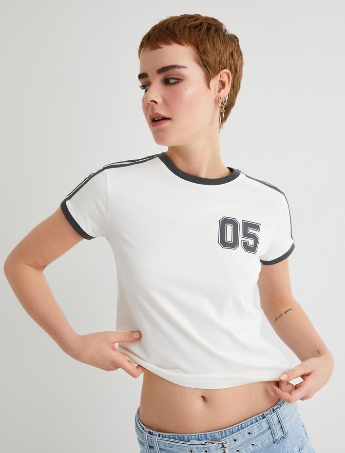  Çizgili Kolej Tişört Slim Fit Baskılı Kısa Kollu Bisiklet Yaka Pamuklu