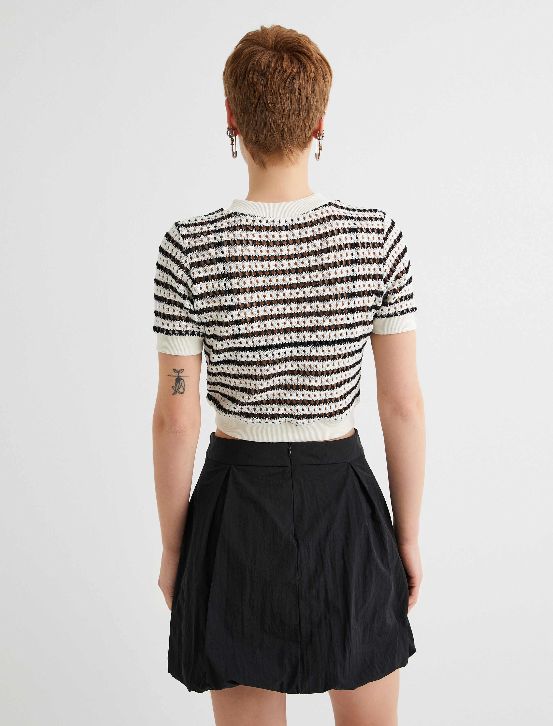   Ajurlu Tişört Kısa Kollu Bisiklet Yaka