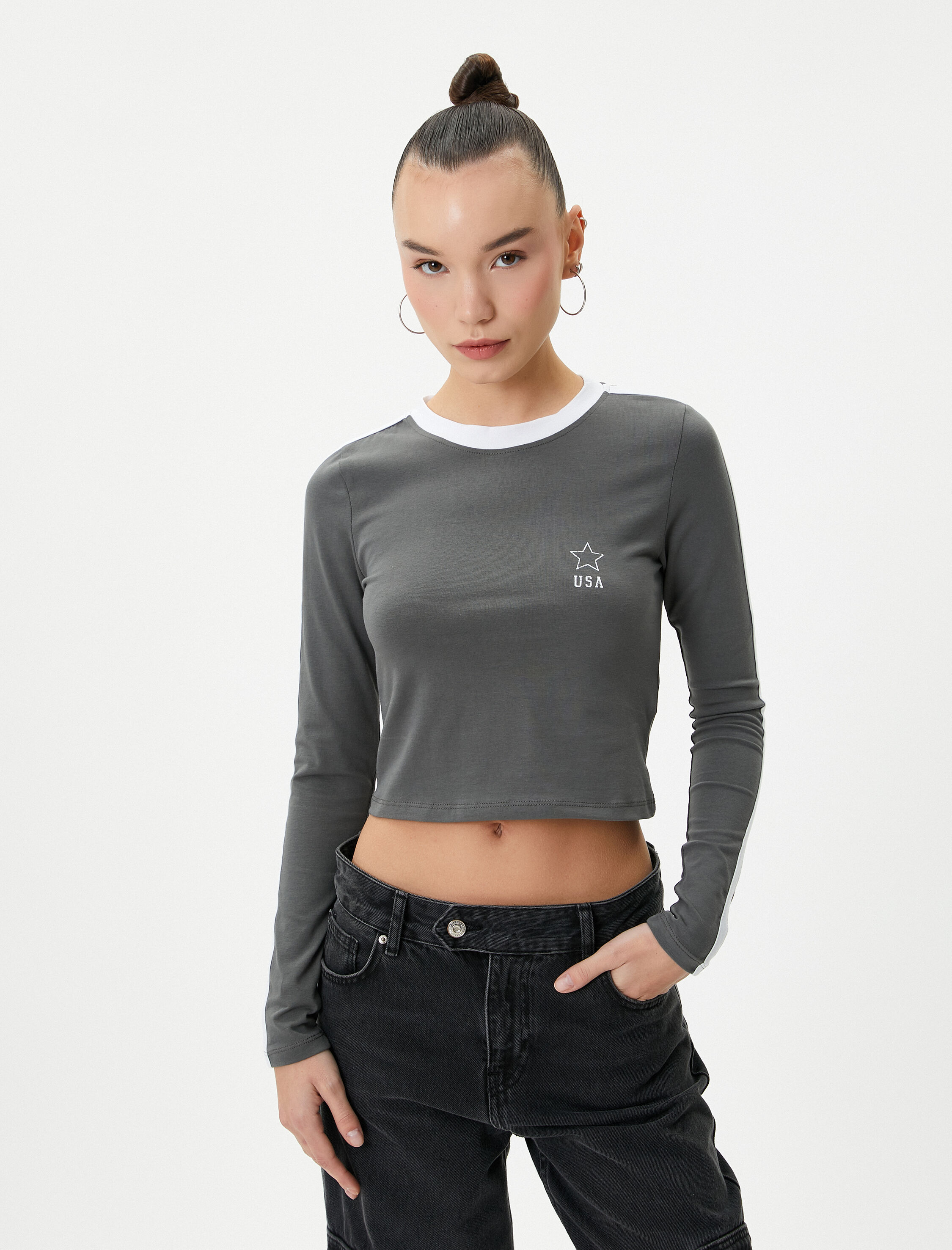   Crop Uzun Kollu Tişört Arkası Rakam Baskılı Çizgili Bisiklet Yaka Pamuklu