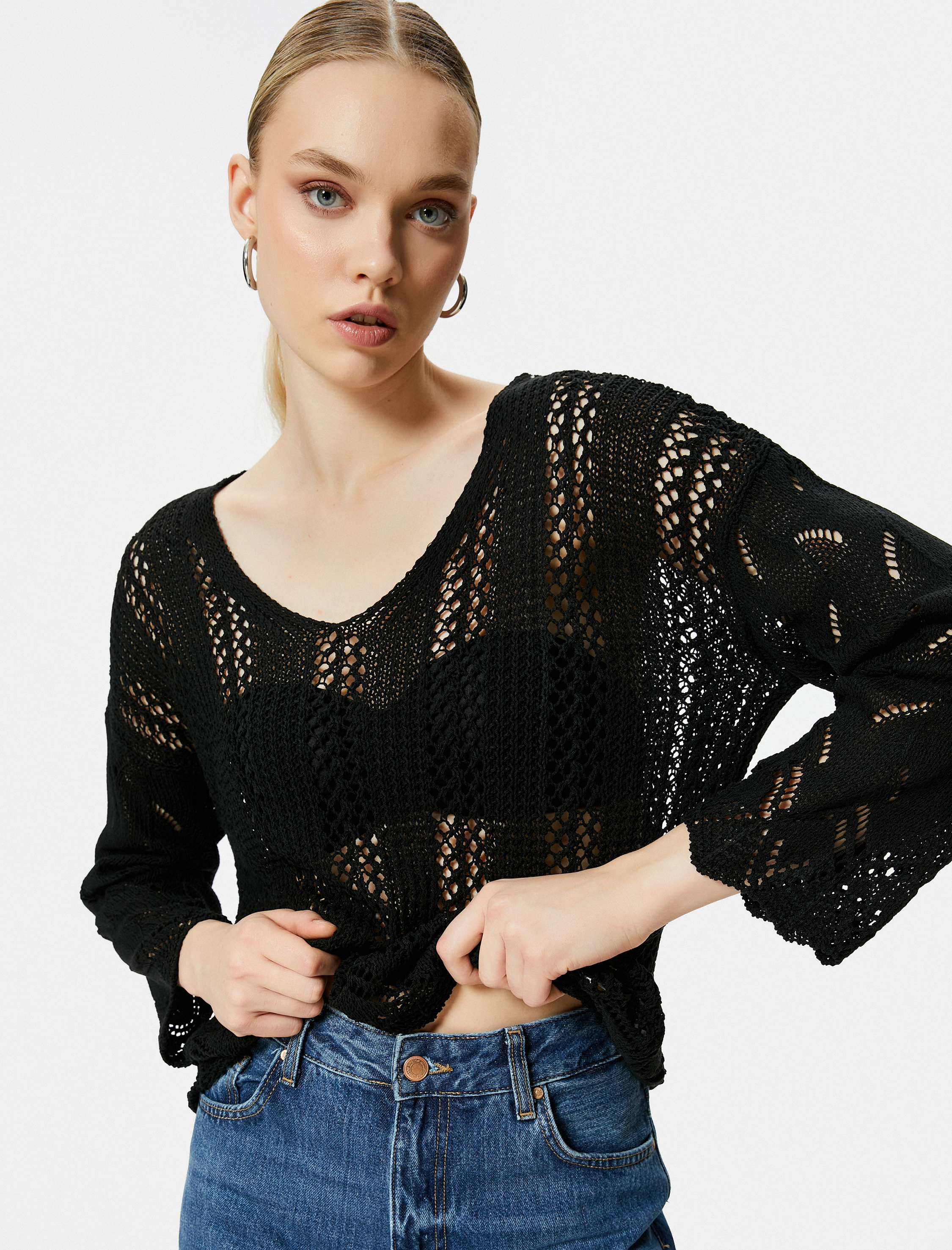   Ajurlu Kazak Uzun Kollu V Yaka