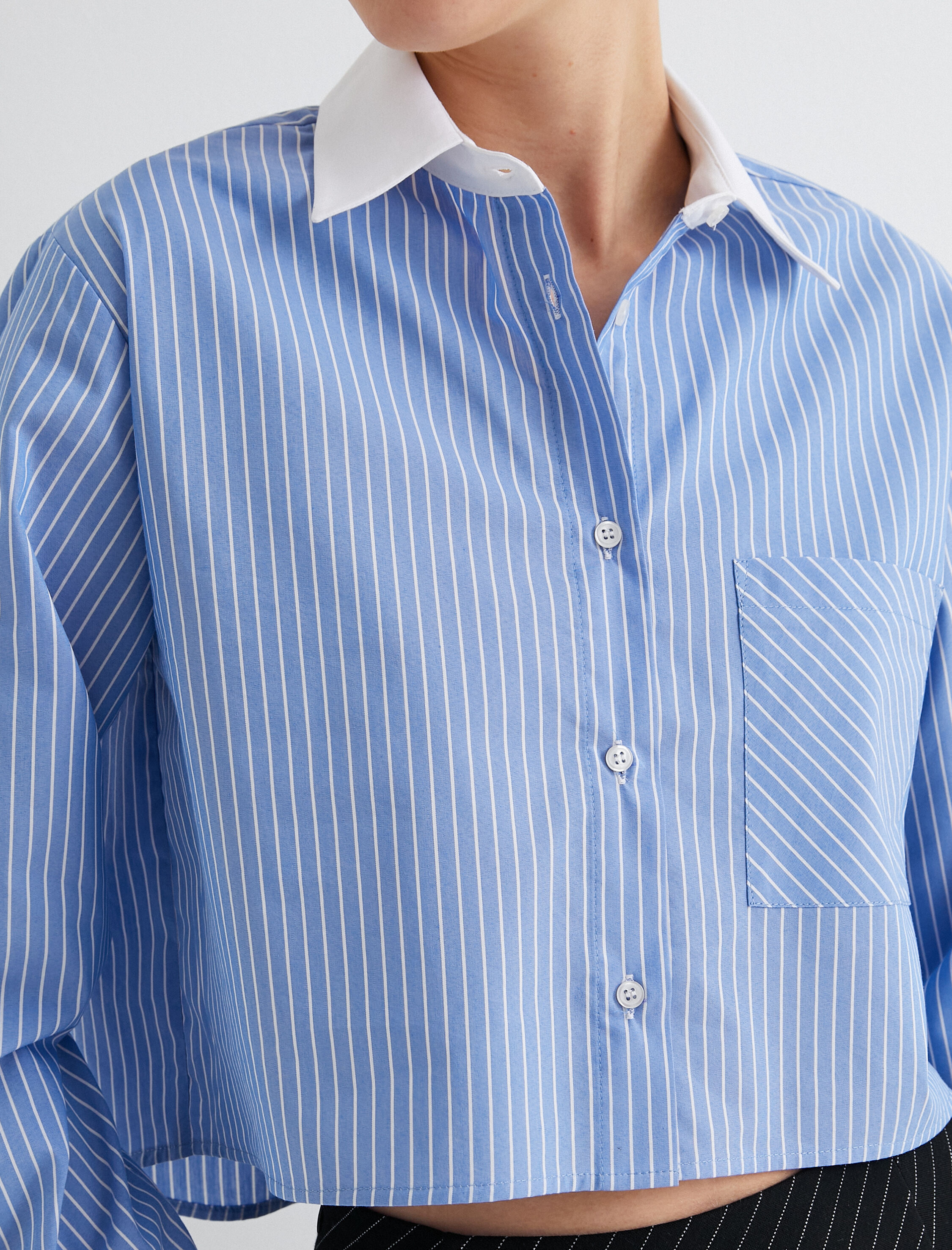   Crop Gömlek Renk Kontrastlı Uzun Kollu Tek Cepli Pamuklu