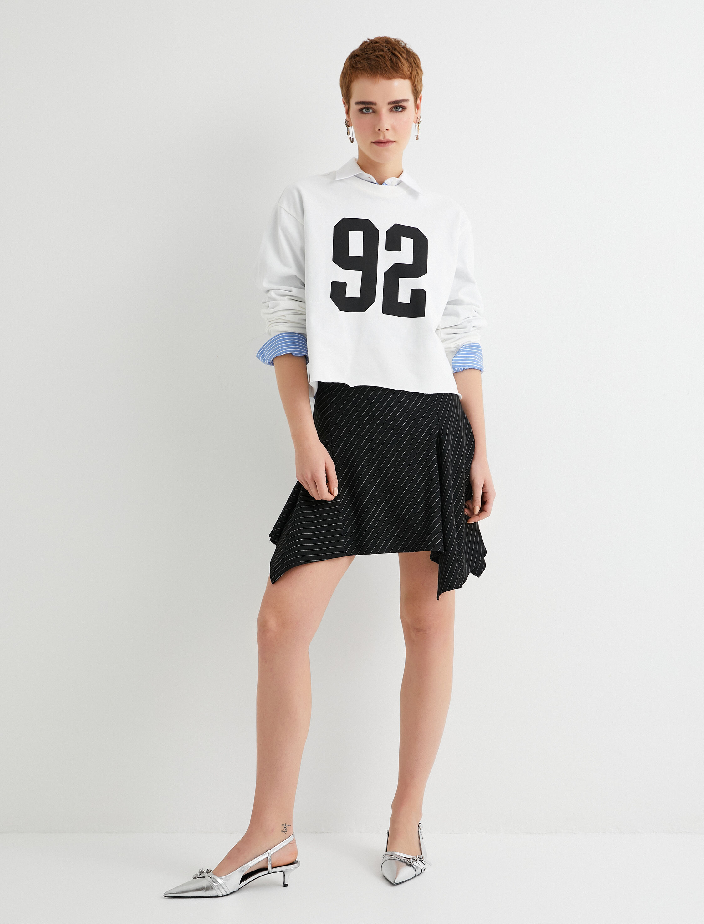 Mini Etek Asimetrik Kesim Rahat Kalıp