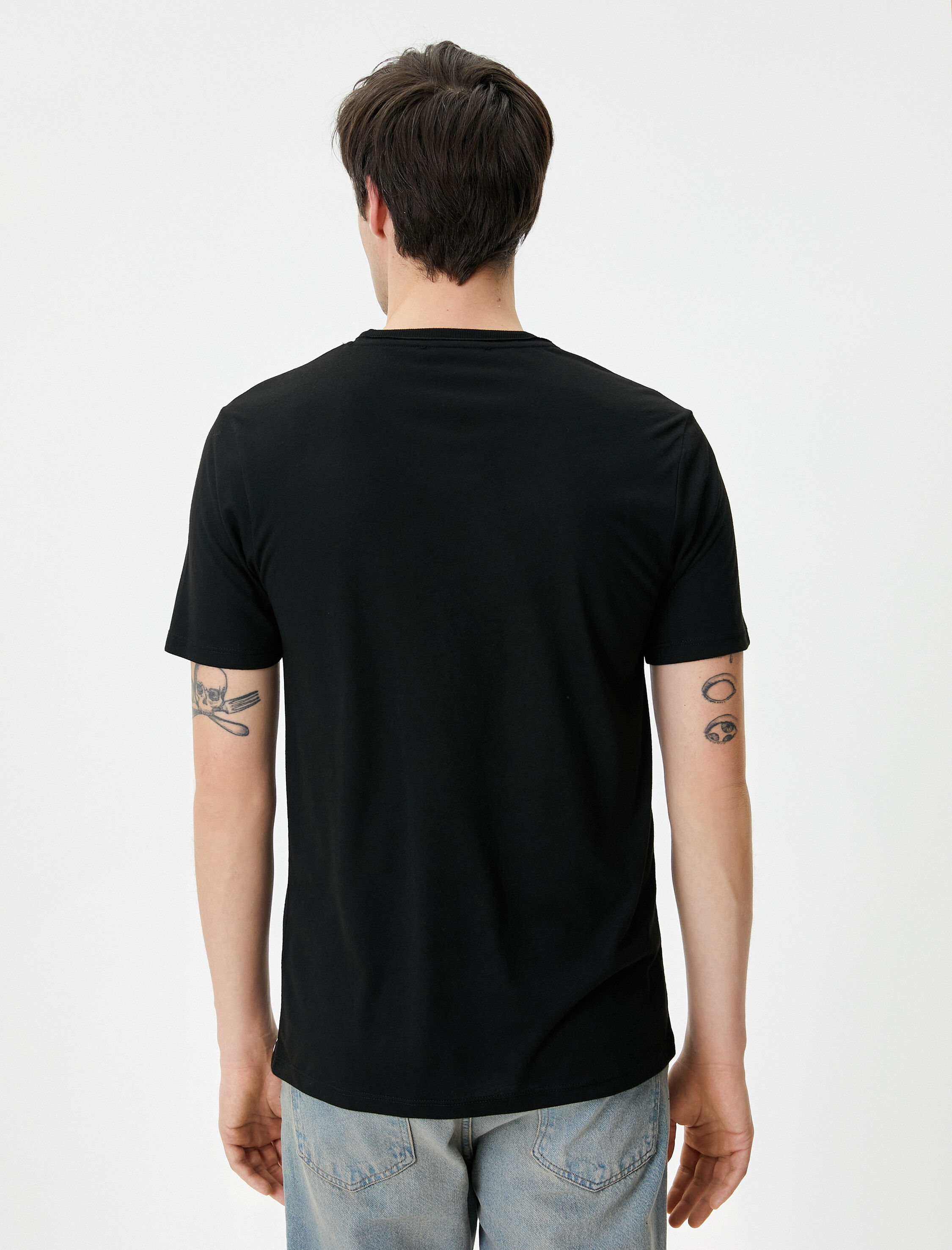   Basic Tişört Kısa Kollu Bisiklet Yaka Slim Fit