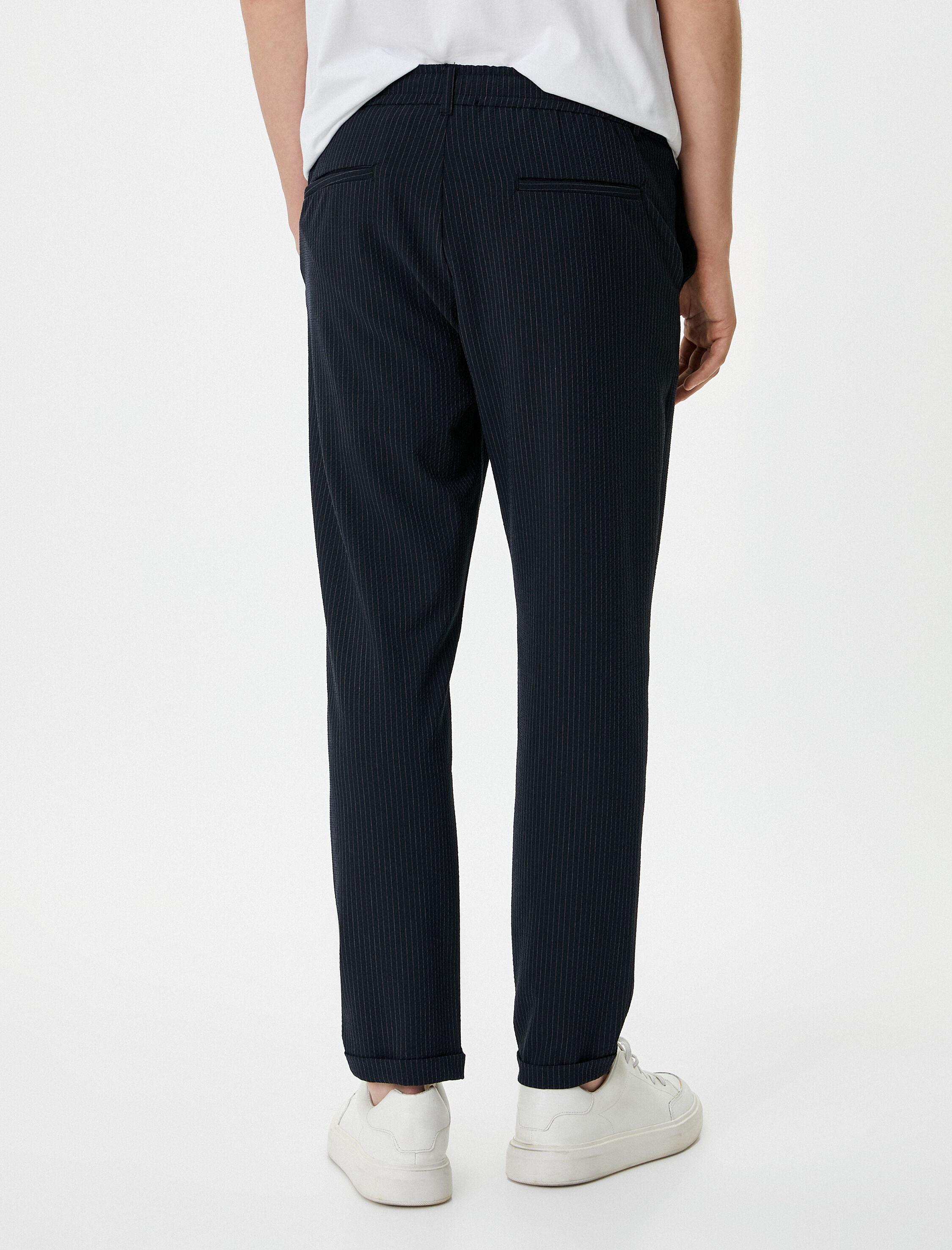   Kumaş Pantolon Beli Bağcıklı Dar Kesim Cep Detaylı