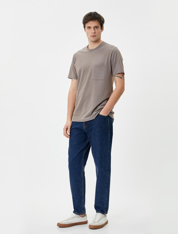  Bisiklet Yaka Tişört Cep Detaylı Kısa Kollu Dokulu