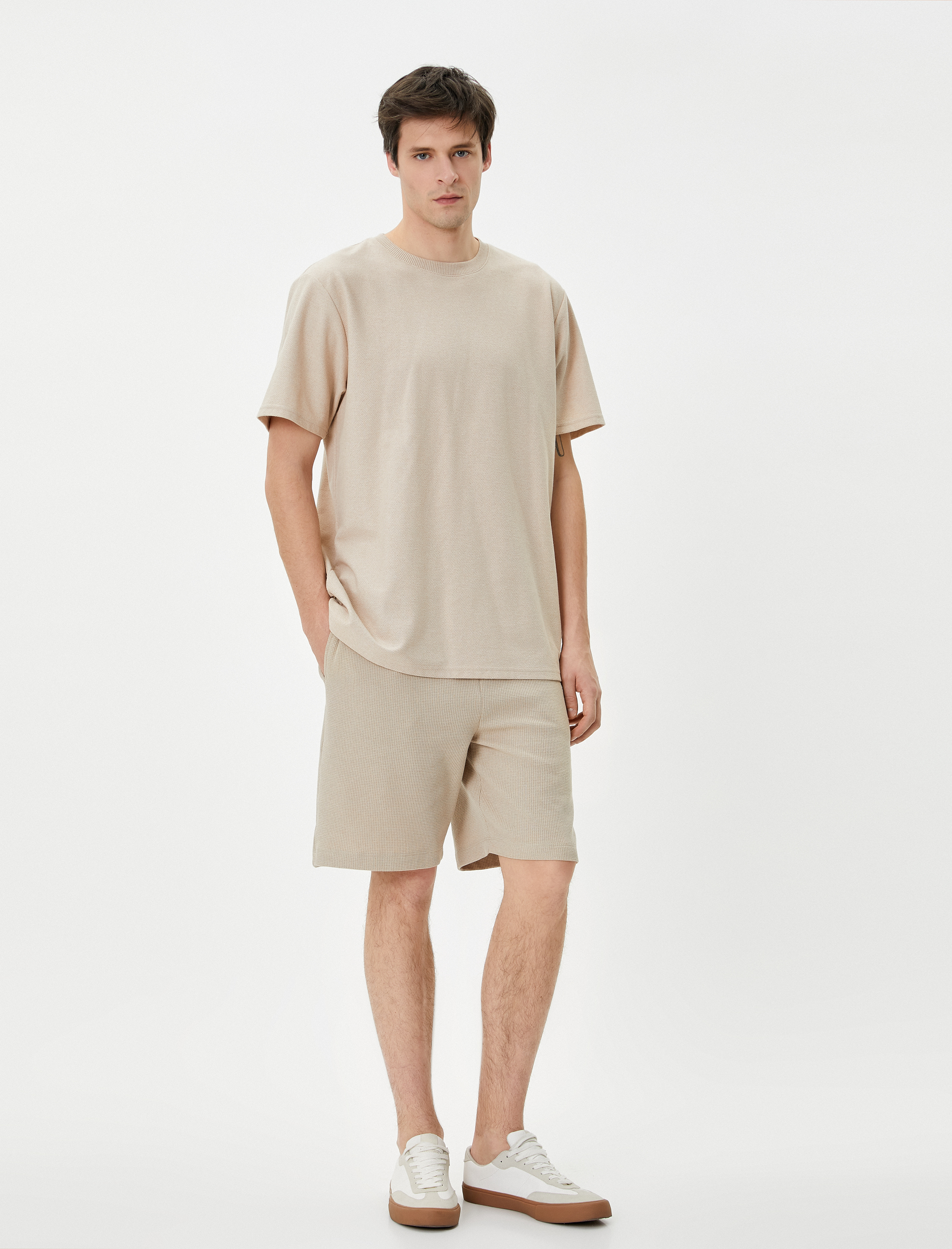   Bermuda Şort Beli Bağcıklı Cep Detaylı