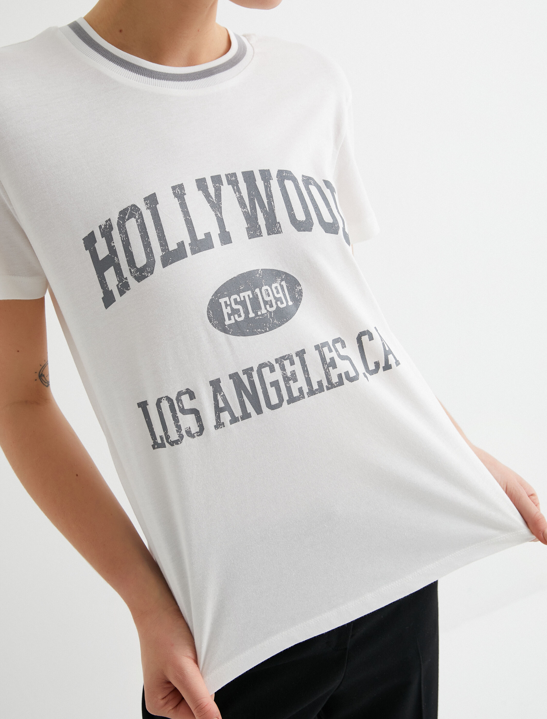 Hollywood Tişört Baskılı Kısa Kollu Bisiklet Yaka Pamuklu