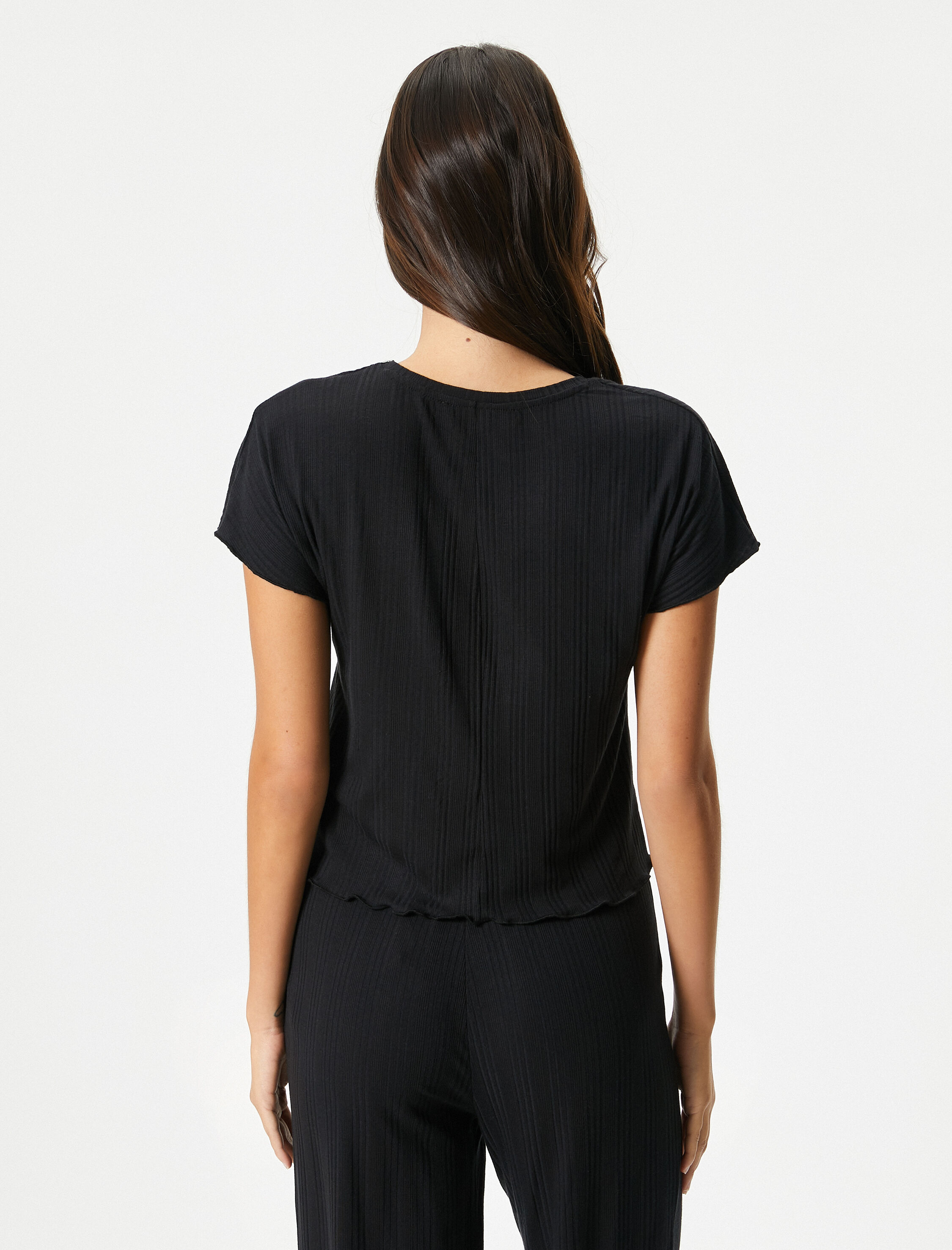 Pijama Üstü Kısa Kollu Bisiklet Yaka Nakışlı