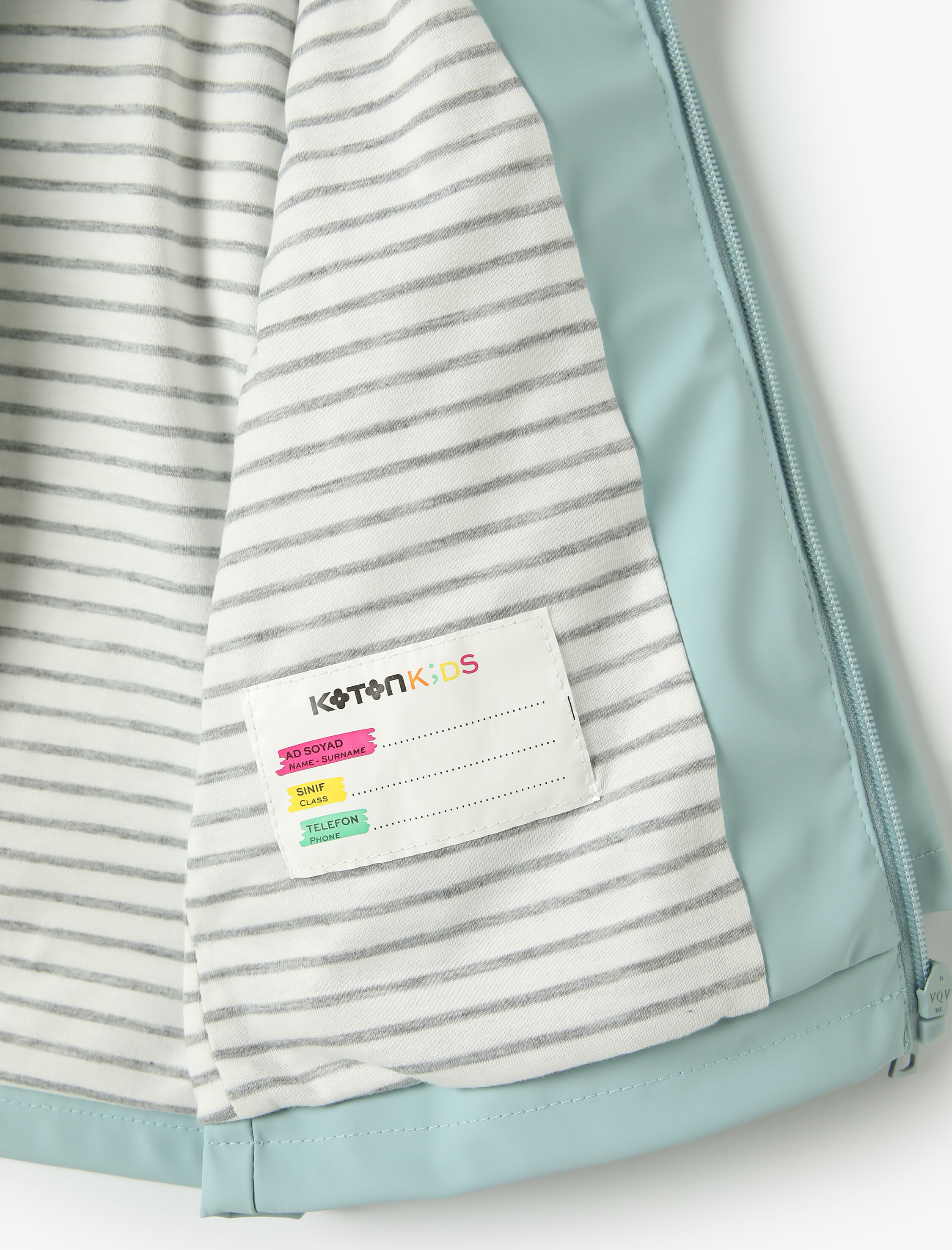 Erkek Bebek Kapşonlu Yağmurluk Fermuar Kapamalı Cep Detaylı