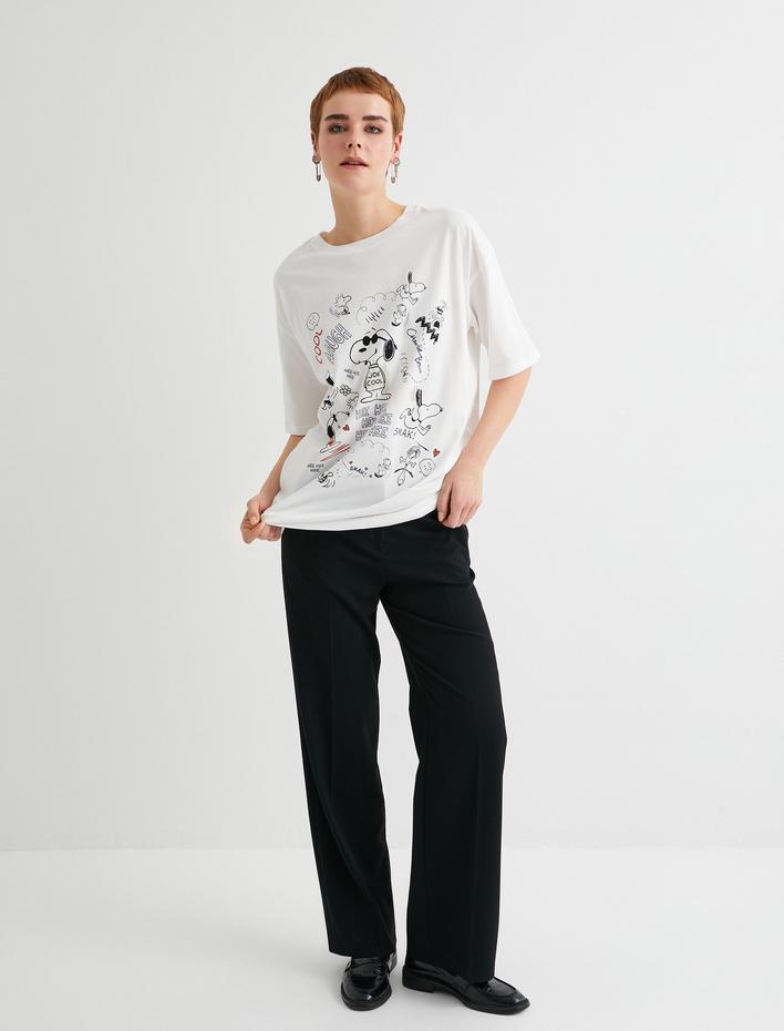  Snoopy Tişört Arkası Baskılı Kısa Kollu Bisiklet Yaka Pamuklu Lisanslı