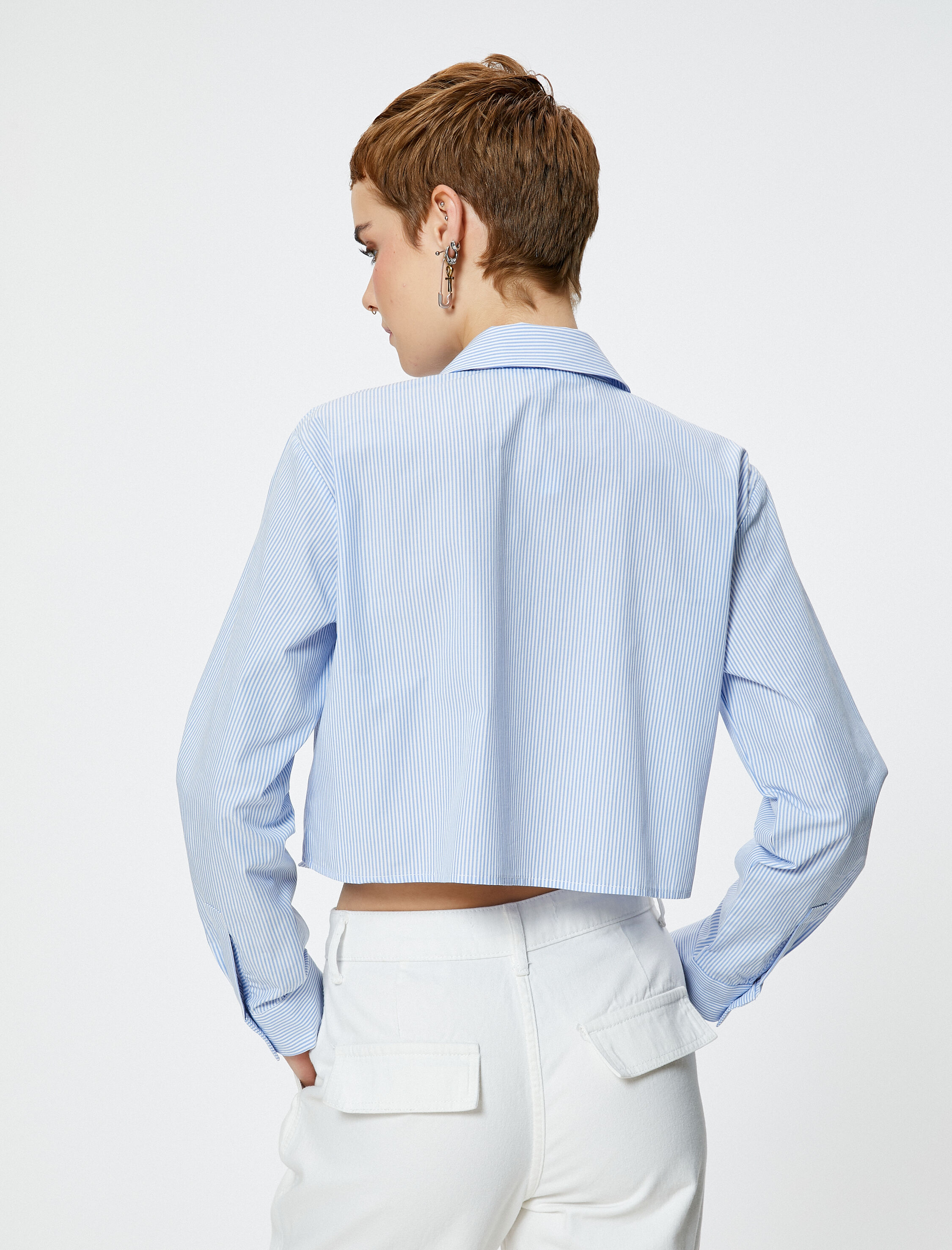   Crop Gömlek Uzun Kollu Klasik Yaka Büyük Cep Detaylı Pamuklu