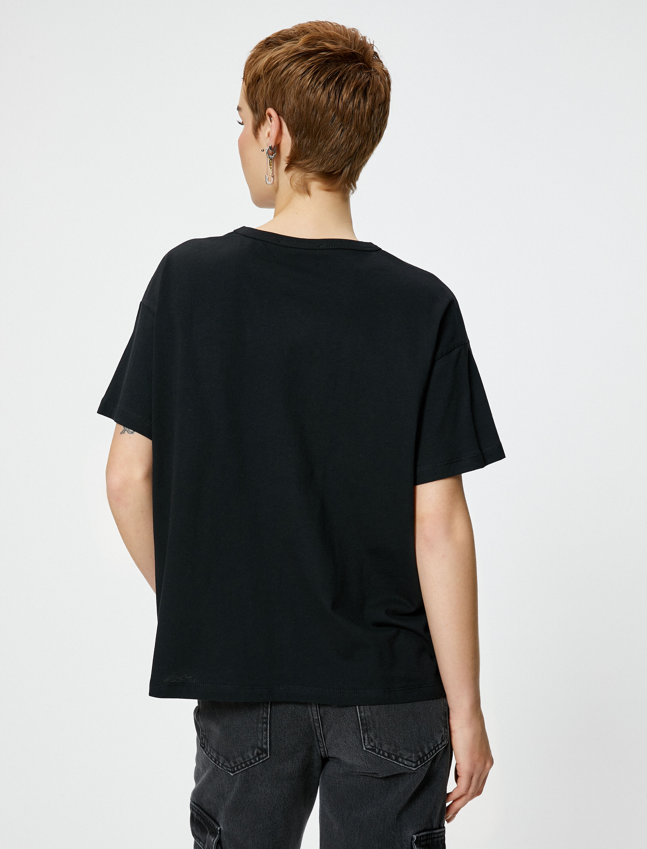   Oversize Tişört Soluk Efektli Kısa Kollu Bisiklet Yaka Pamuklu