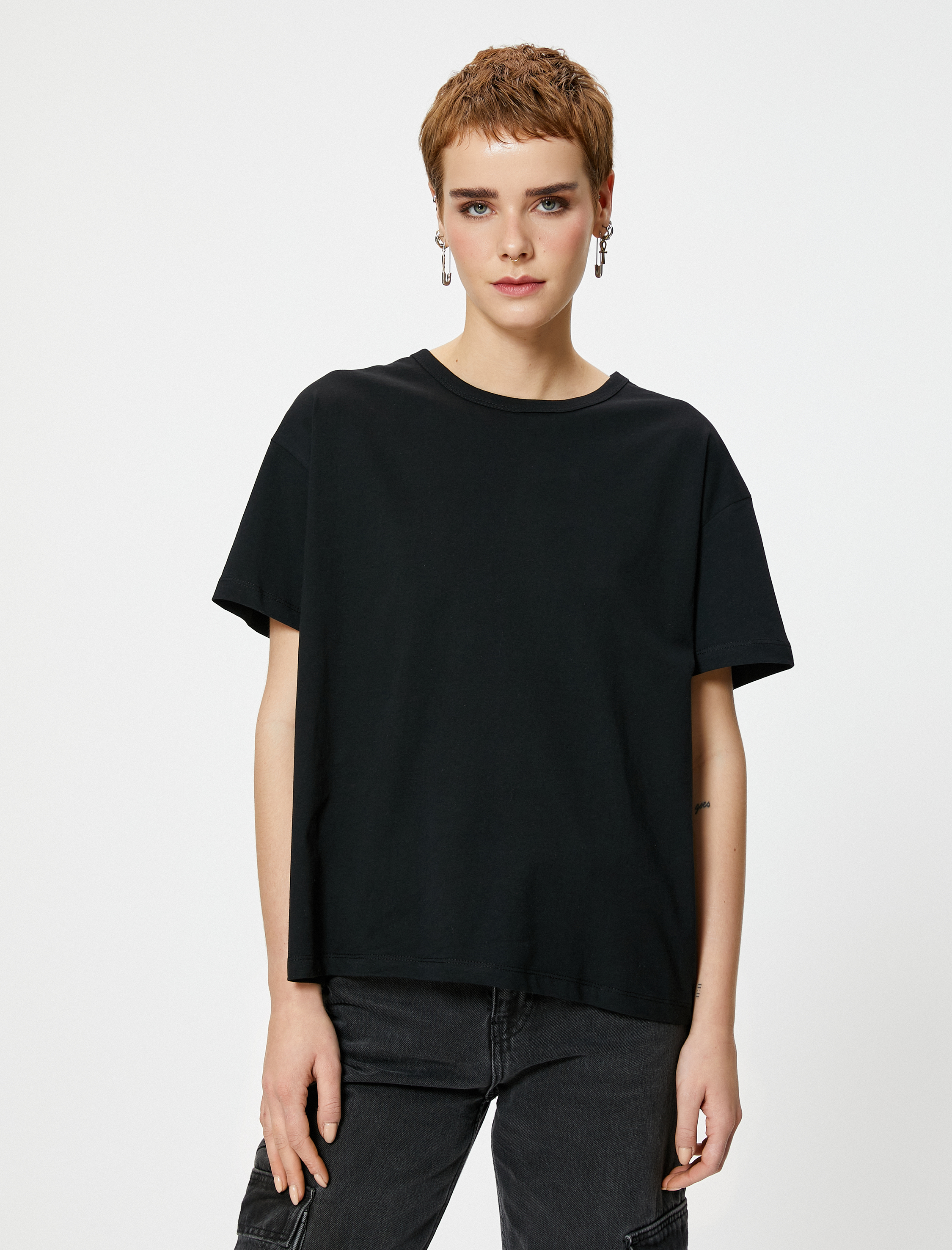   Oversize Tişört Soluk Efektli Kısa Kollu Bisiklet Yaka Pamuklu