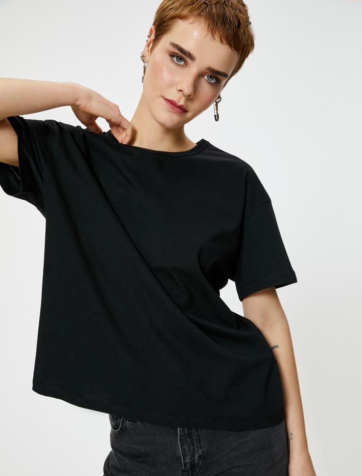  Oversize Tişört Soluk Efektli Kısa Kollu Bisiklet Yaka Pamuklu