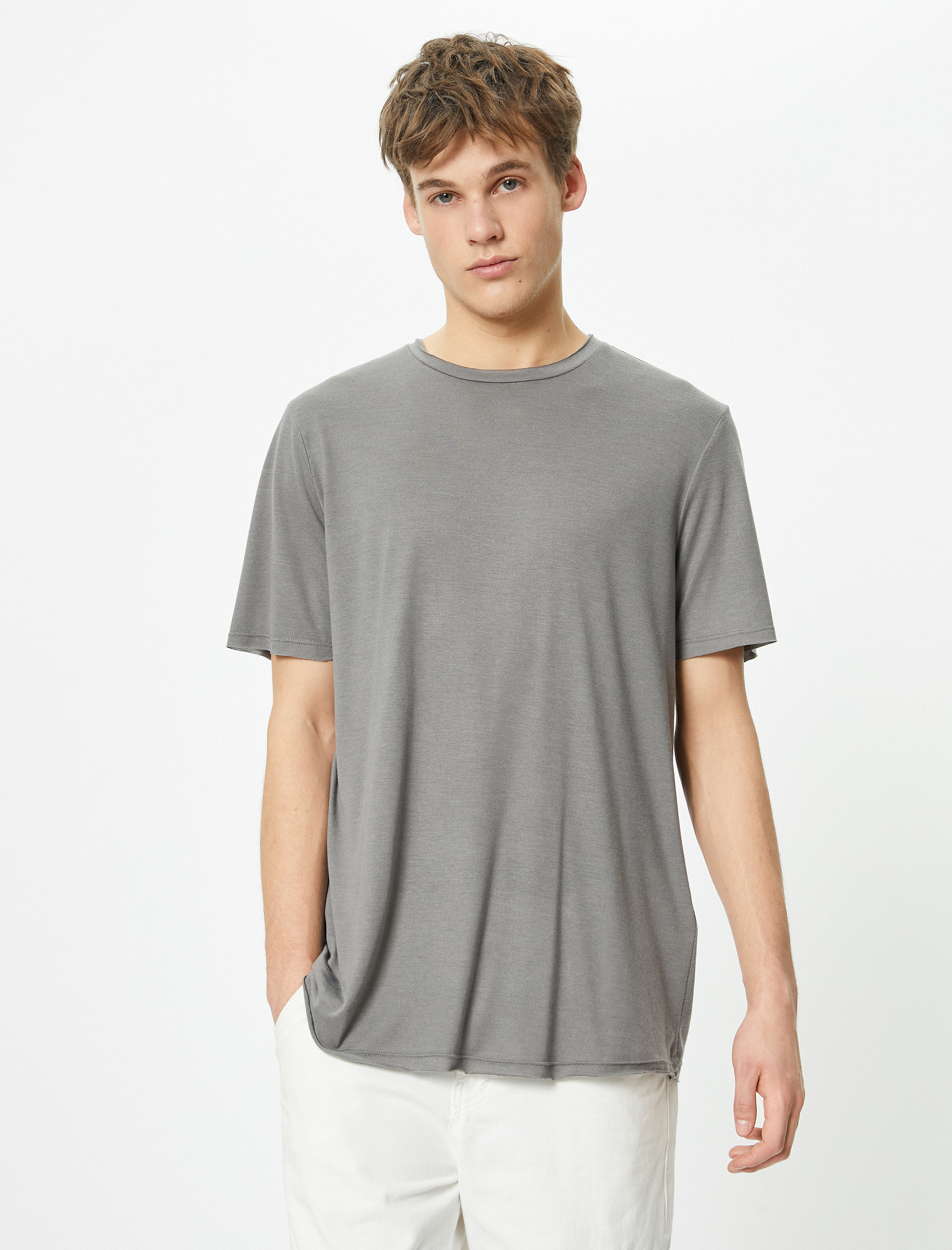   Basic Tişört Bisiklet Yaka Kısa Kollu Viskon Karışımlı