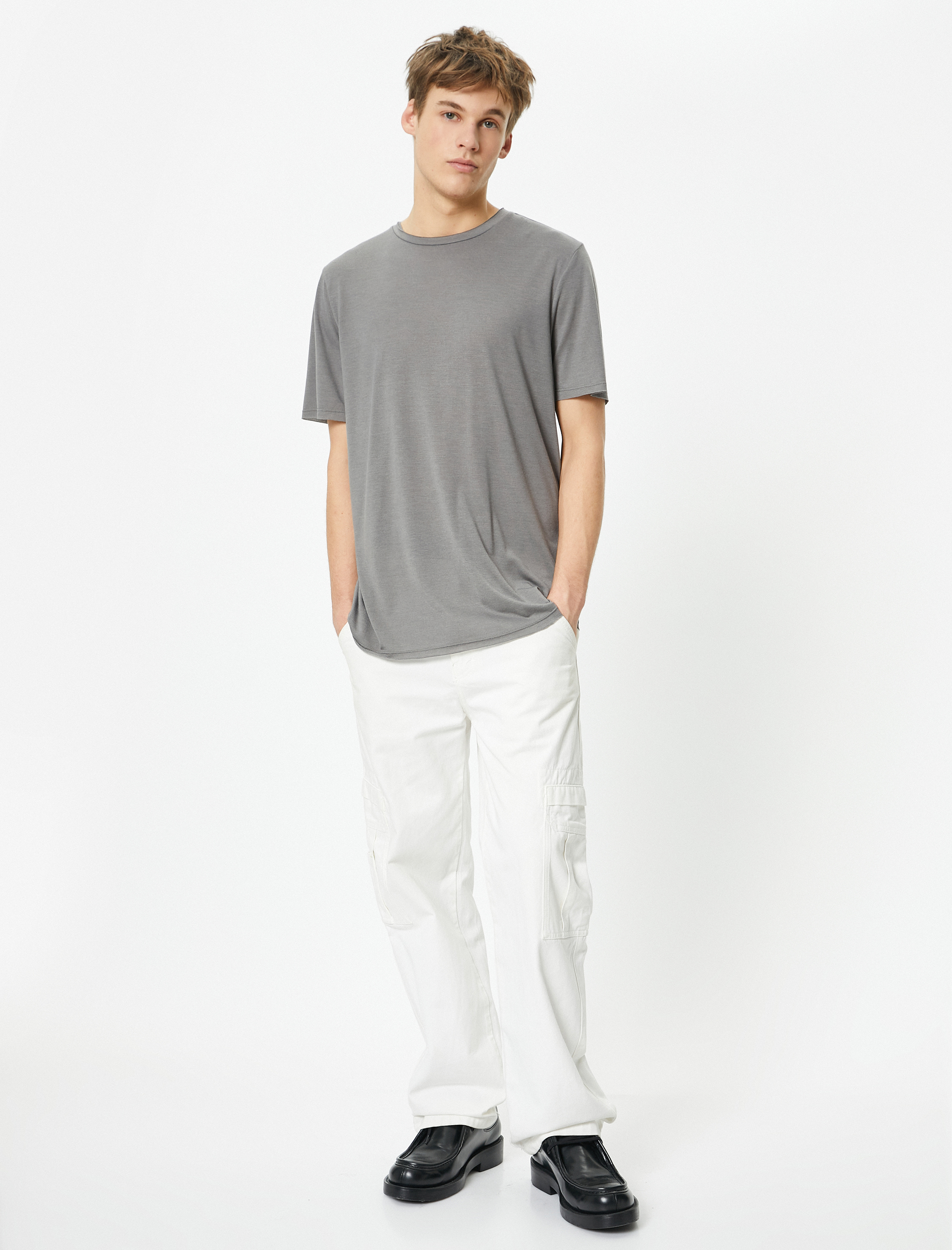   Basic Tişört Bisiklet Yaka Kısa Kollu Viskon Karışımlı