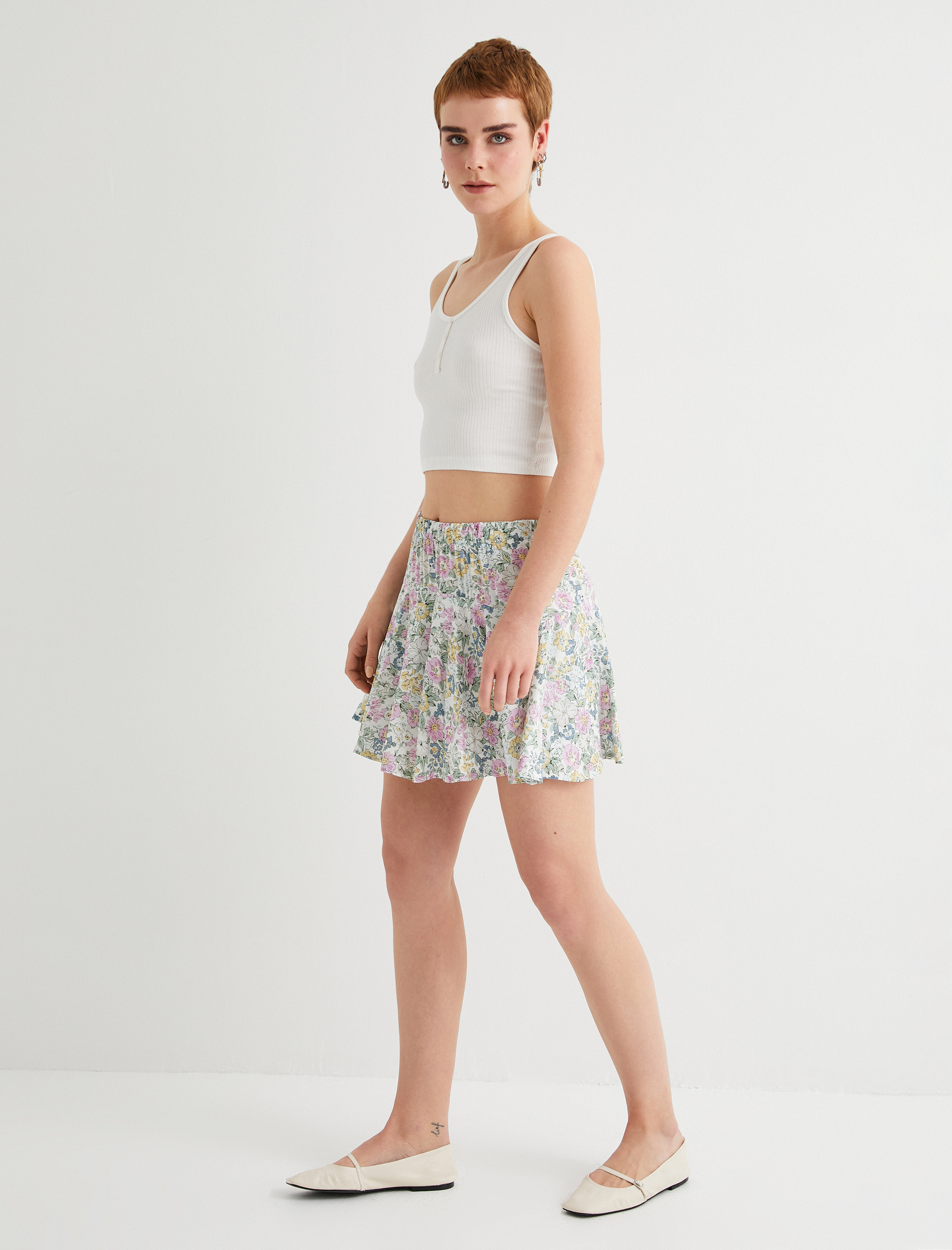   Şortlu Mini Etek Çiçekli Beli Lastikli Viskoz Kumaş