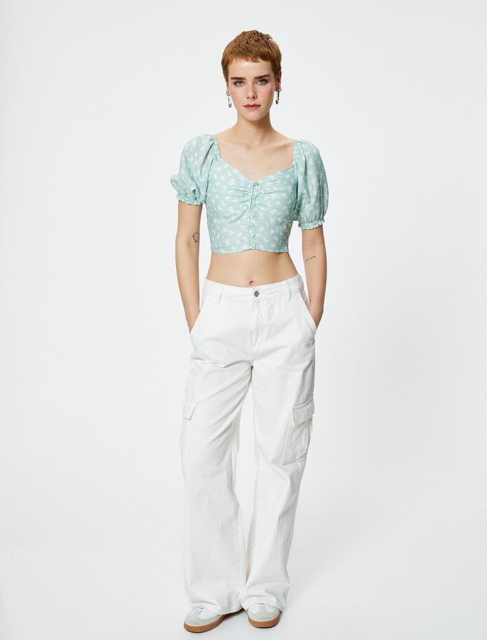  Balon Kol Crop Bluz Çiçekli Düğmeli V Yaka Viskoz Kumaş