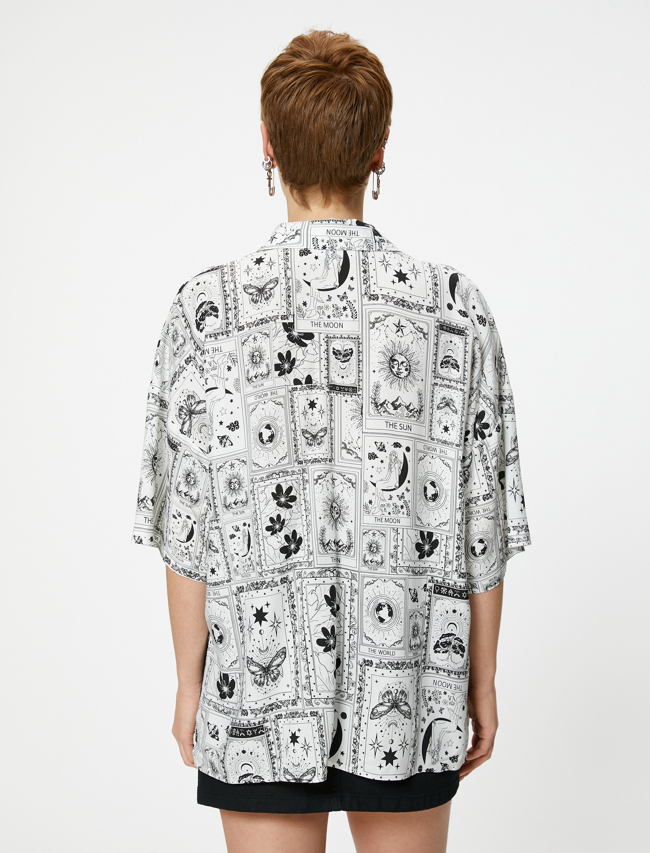   Viskoz Oversize Gömlek Baskılı Kısa Kollu