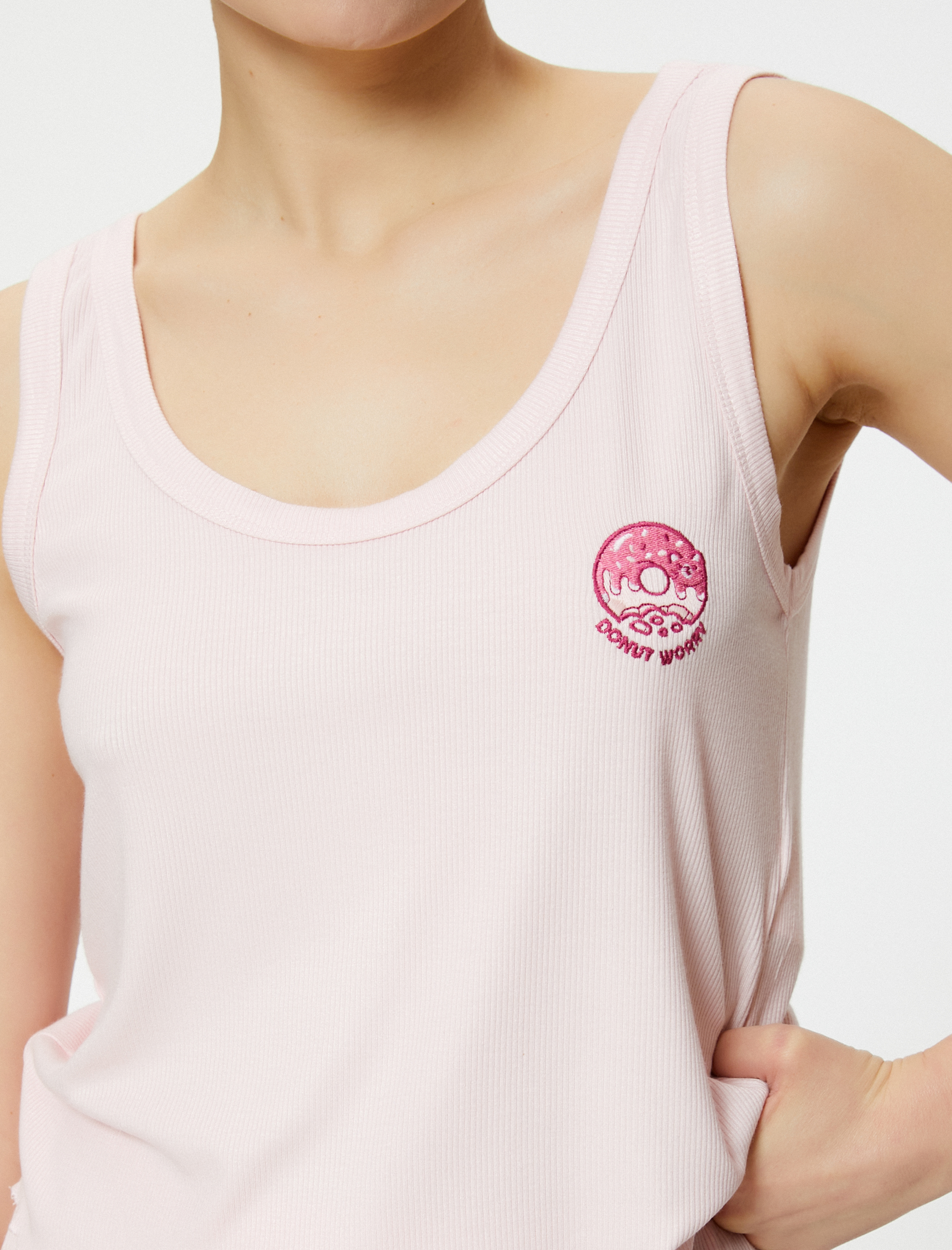   Şortlu Pijama Takımı Kalın Askılı Baskılı Viskon Karışımlı