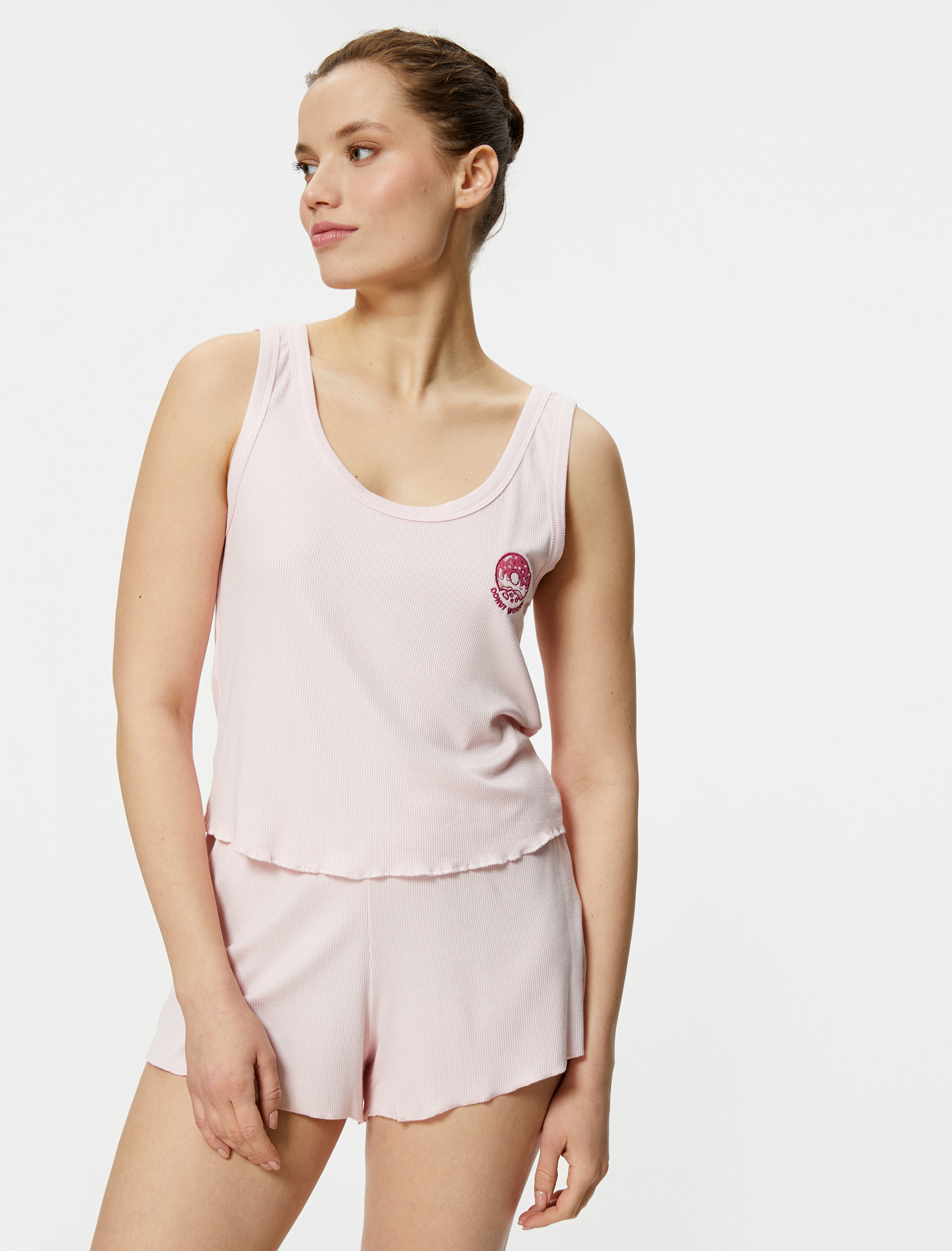   Şortlu Pijama Takımı Kalın Askılı Baskılı Viskon Karışımlı