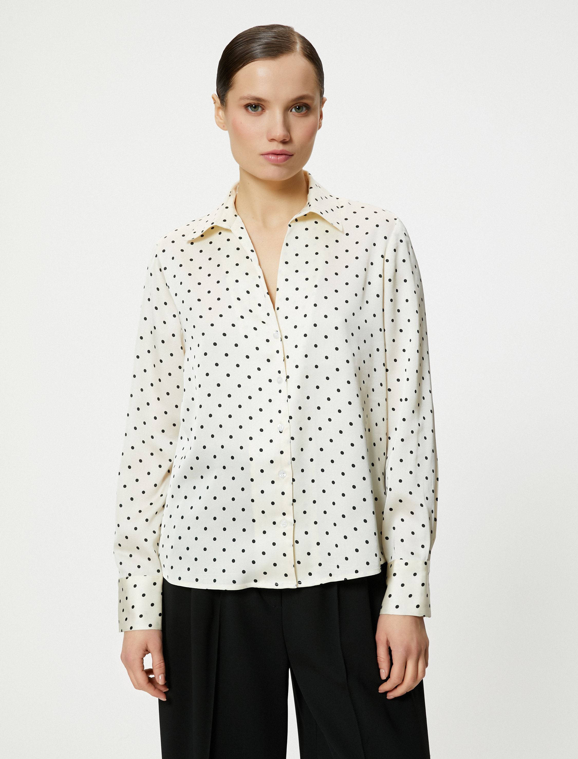   Desenli Uzun Kollu Düğmeli Gömlek