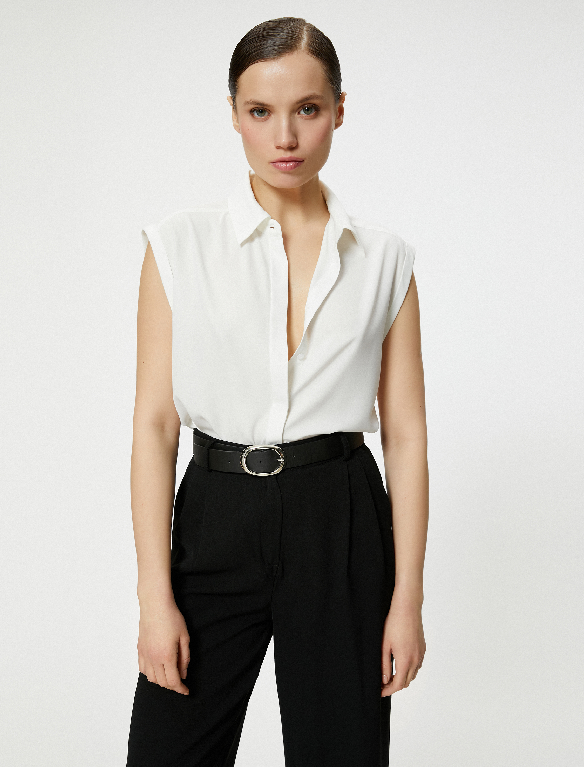   Kolsuz Gömlek Düğmeli Klasik Yaka Standart Kesim