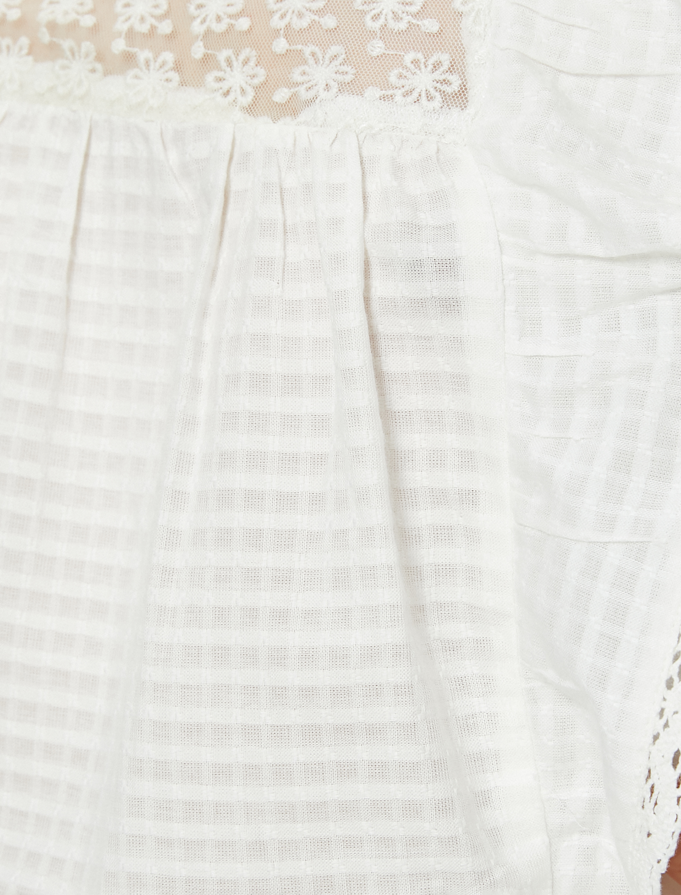   Dantelli Fırfırlı Bluz Uzun Kollu Çiçek Desenli Yuvarlak Yaka Pamuklu