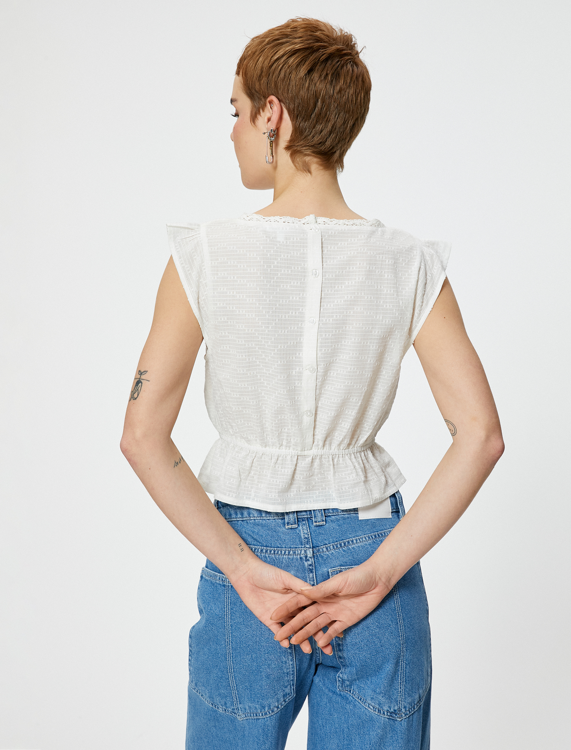   Crop Kolsuz Bluz İşlemeli Bağlama Detaylı Pamuklu